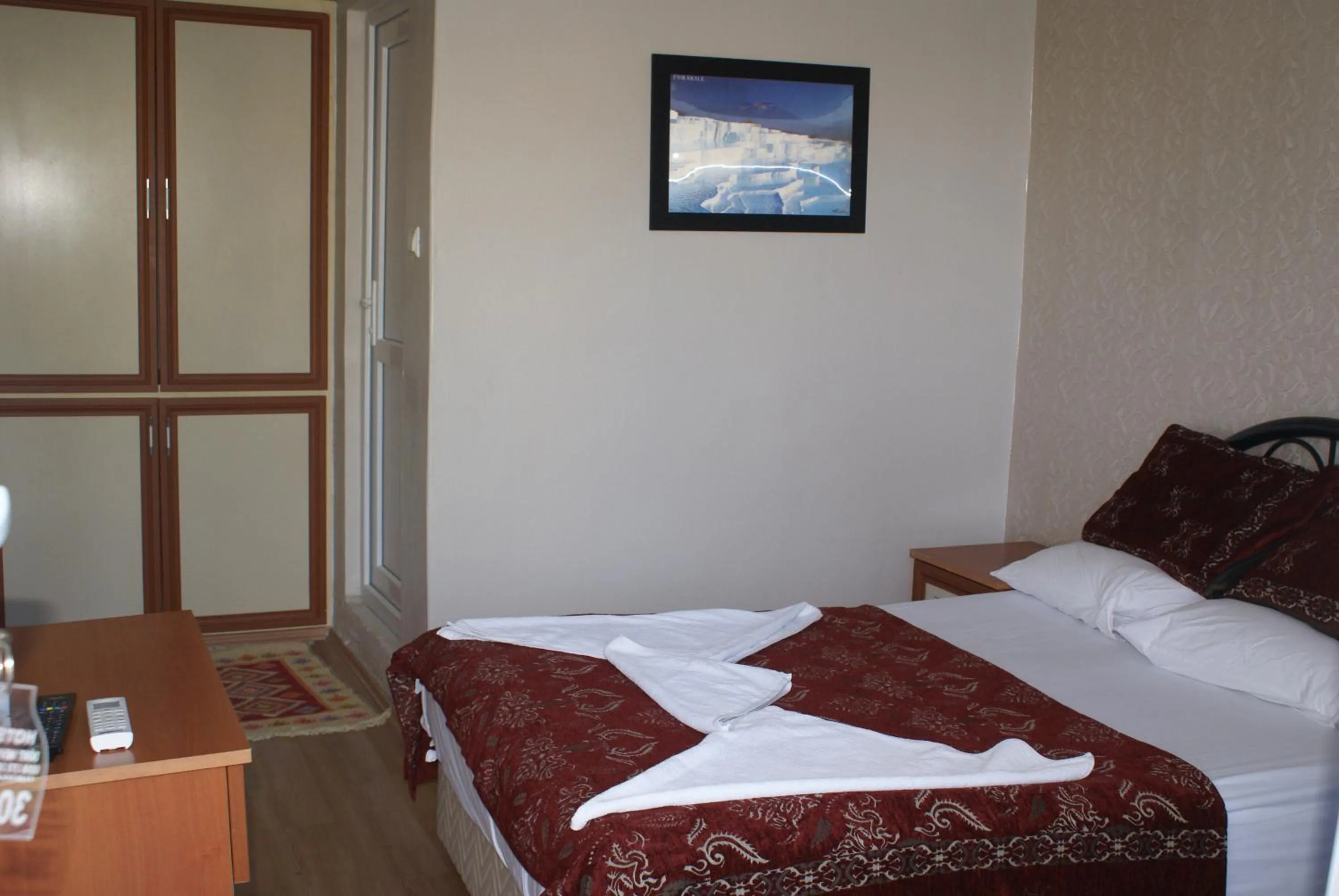 Bed in Hotel Dort Mevsim