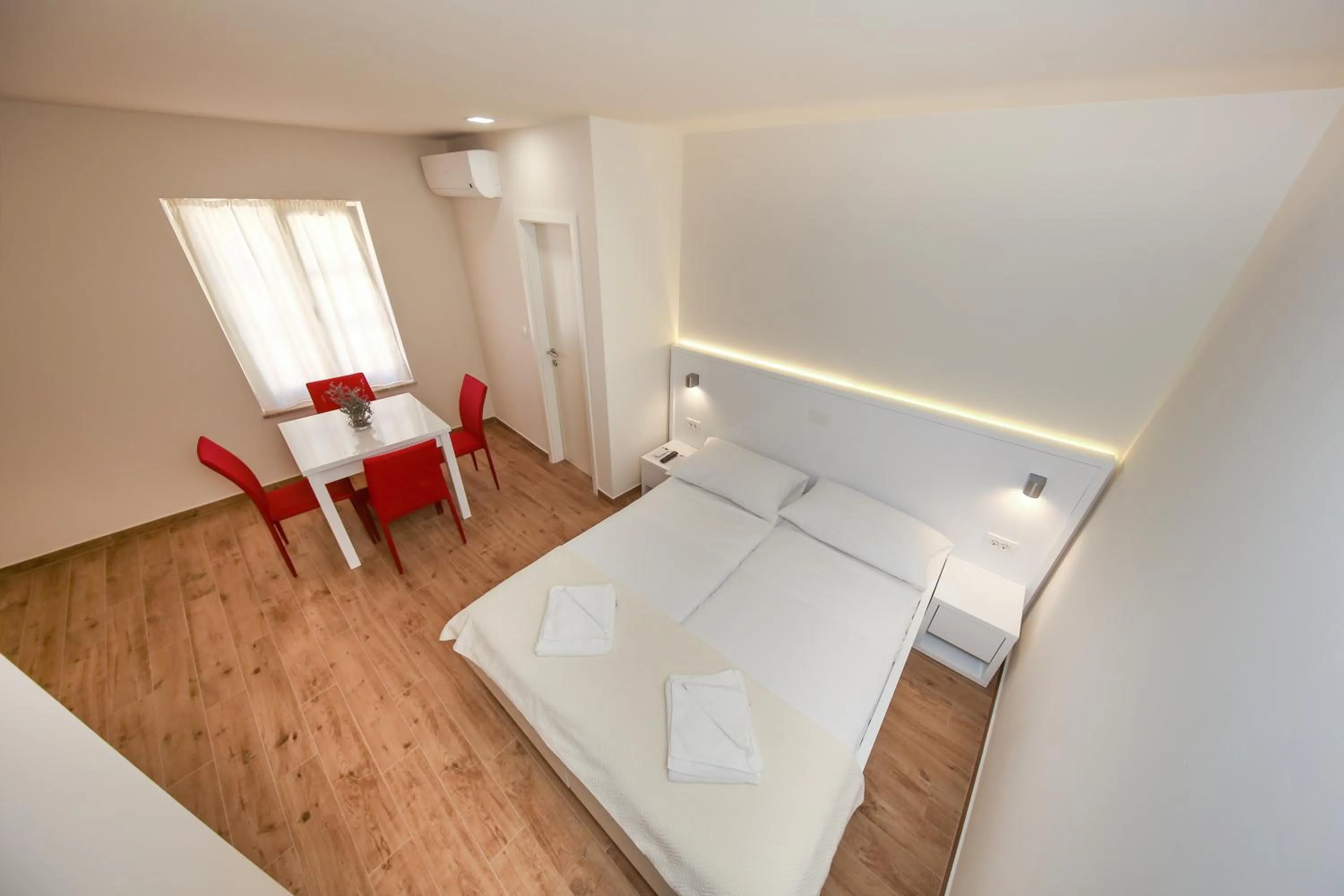 Family Room with Bathroom in Idassa Atrium rooms