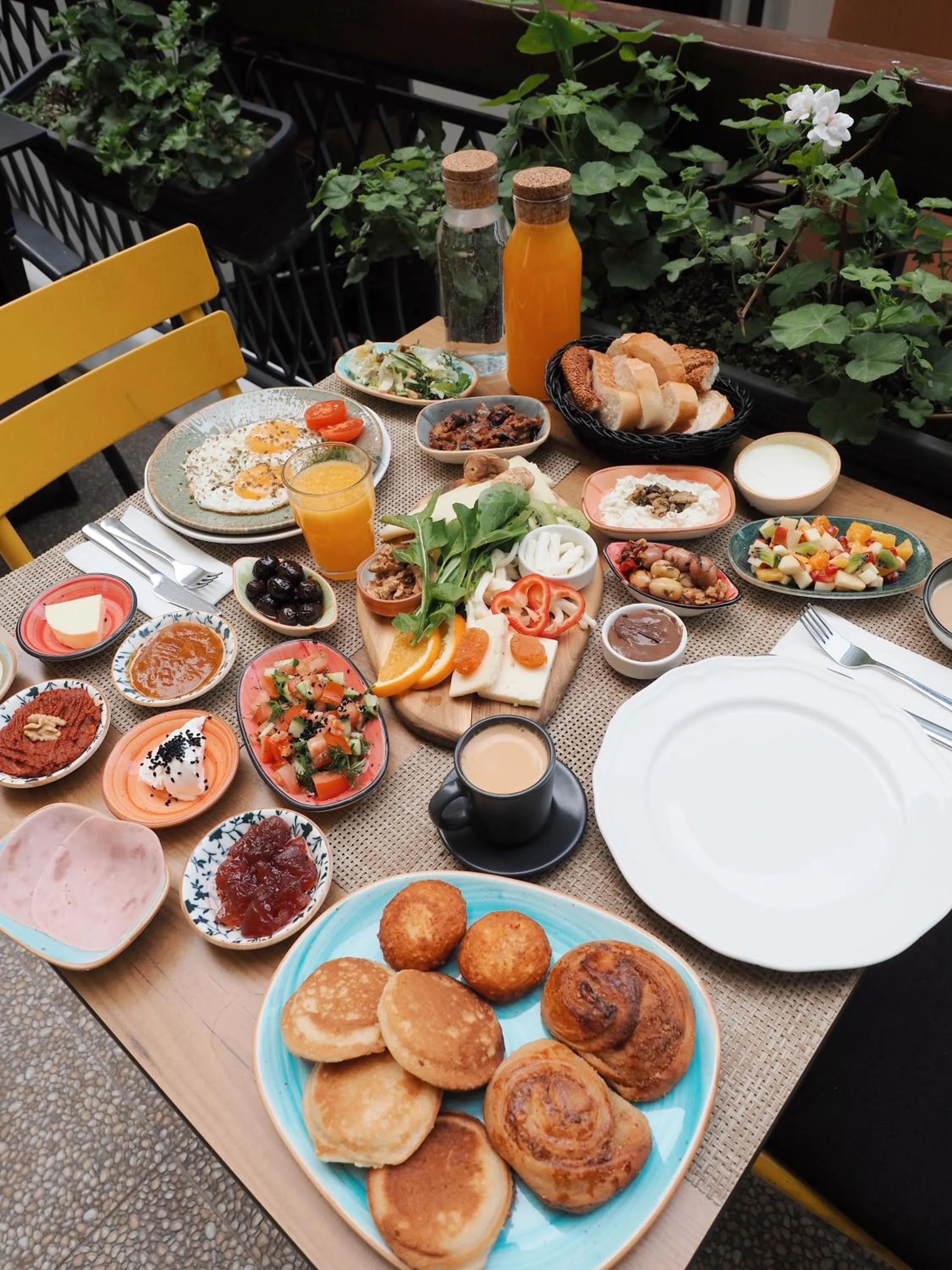 Breakfast in Hotel Poem