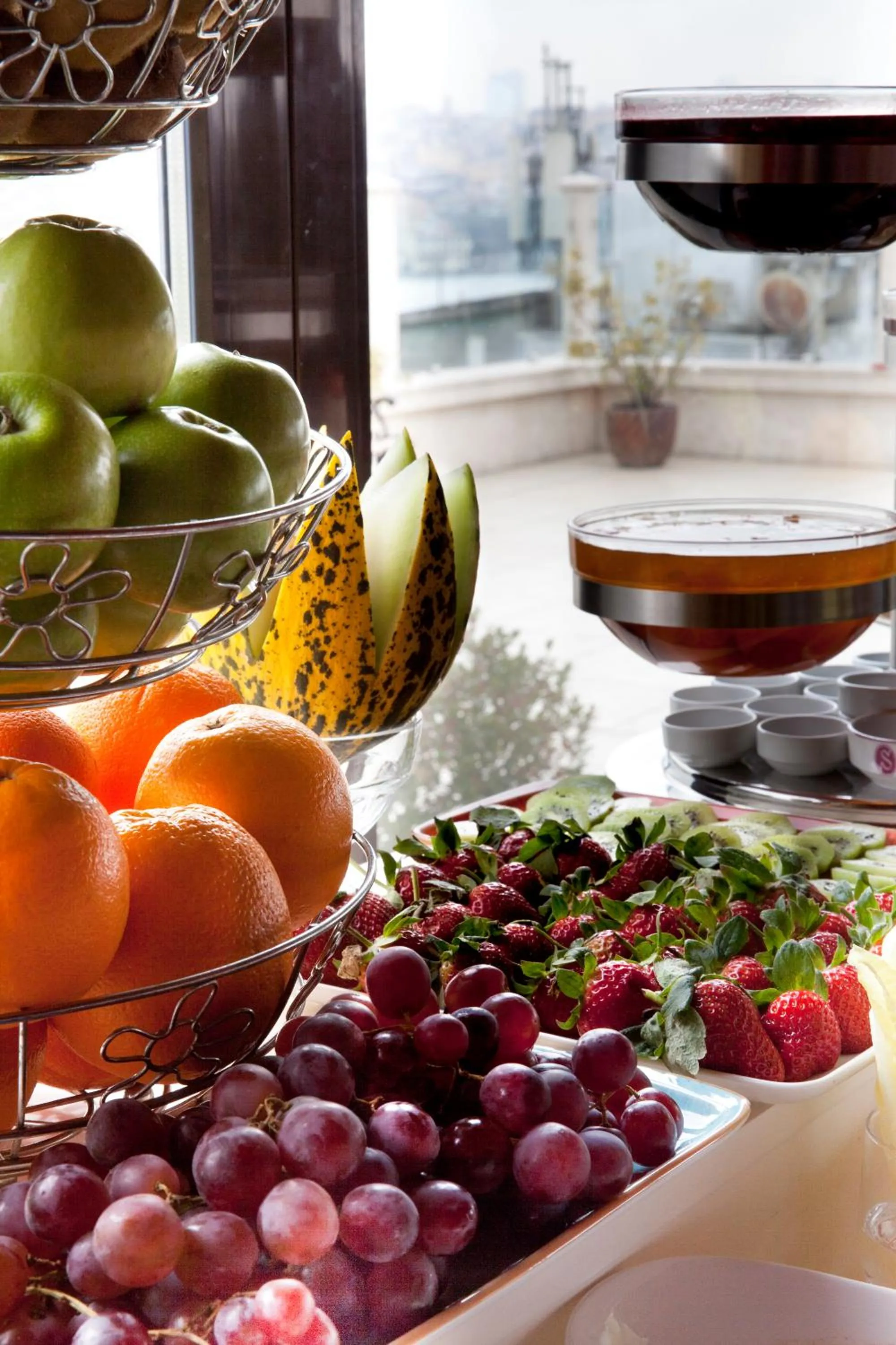 Buffet breakfast in Seres Hotel Old City