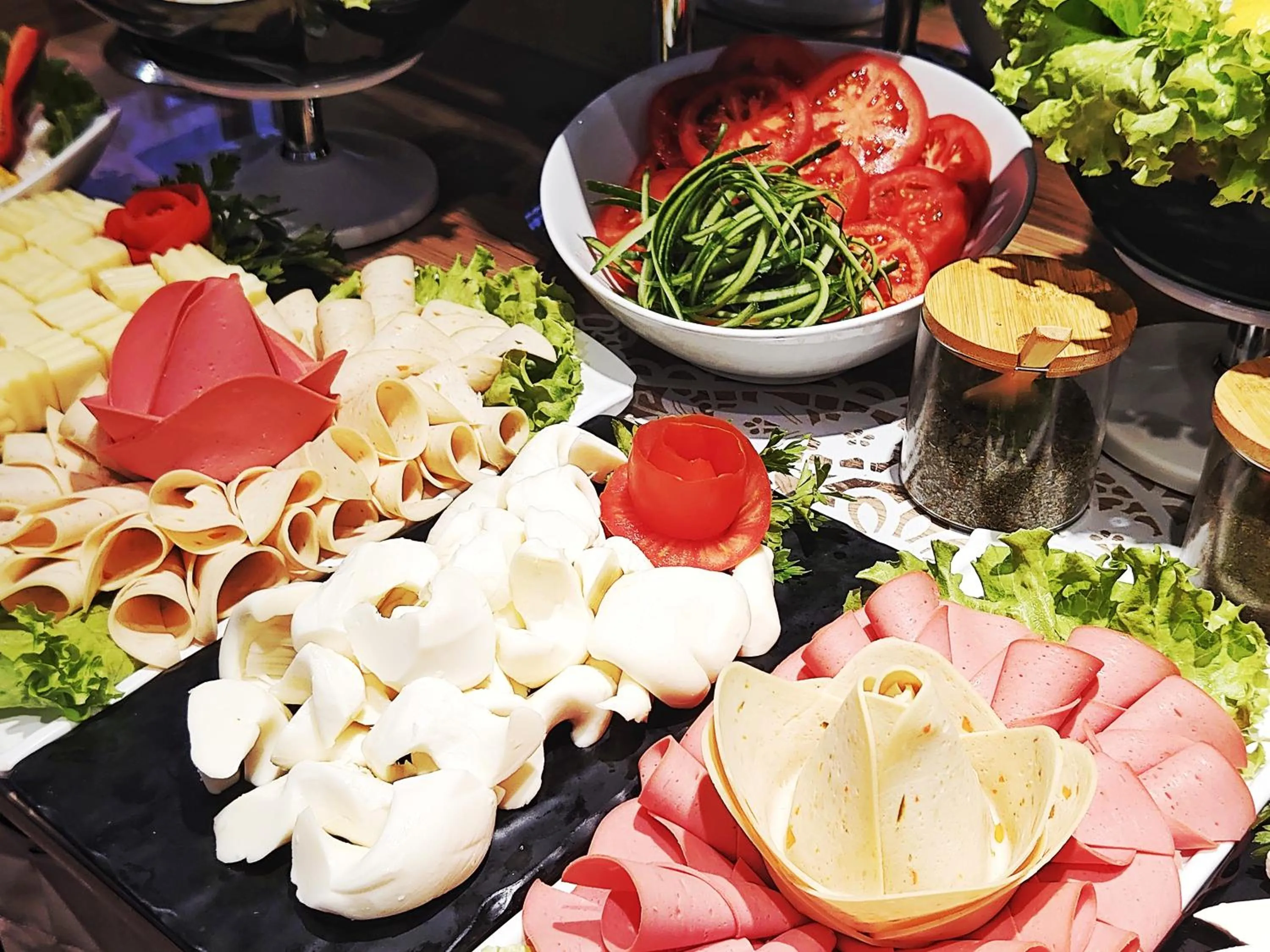 Restaurant/places to eat in Orient Mintur Hotel