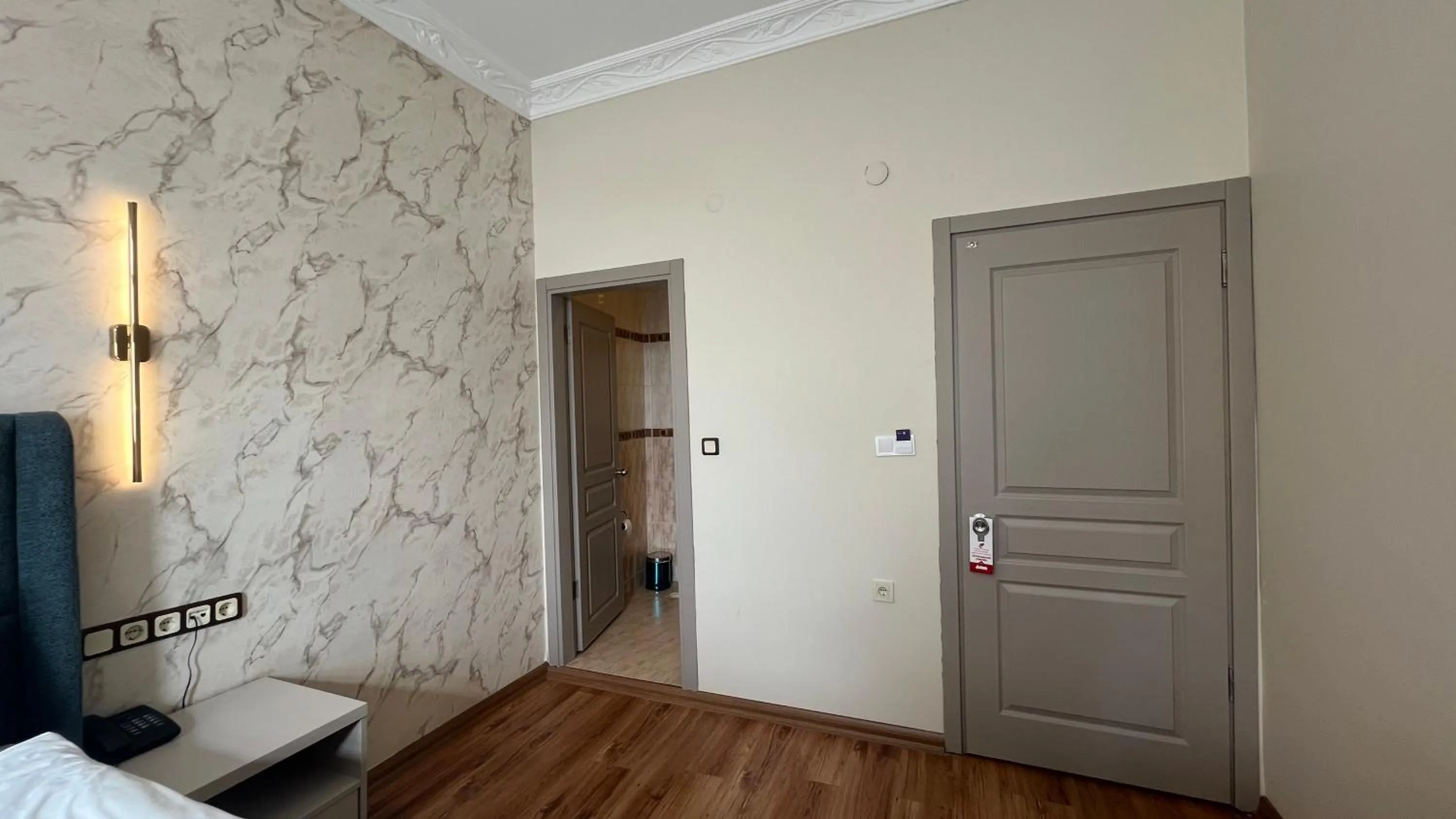 Bed in Hotel Tulip House