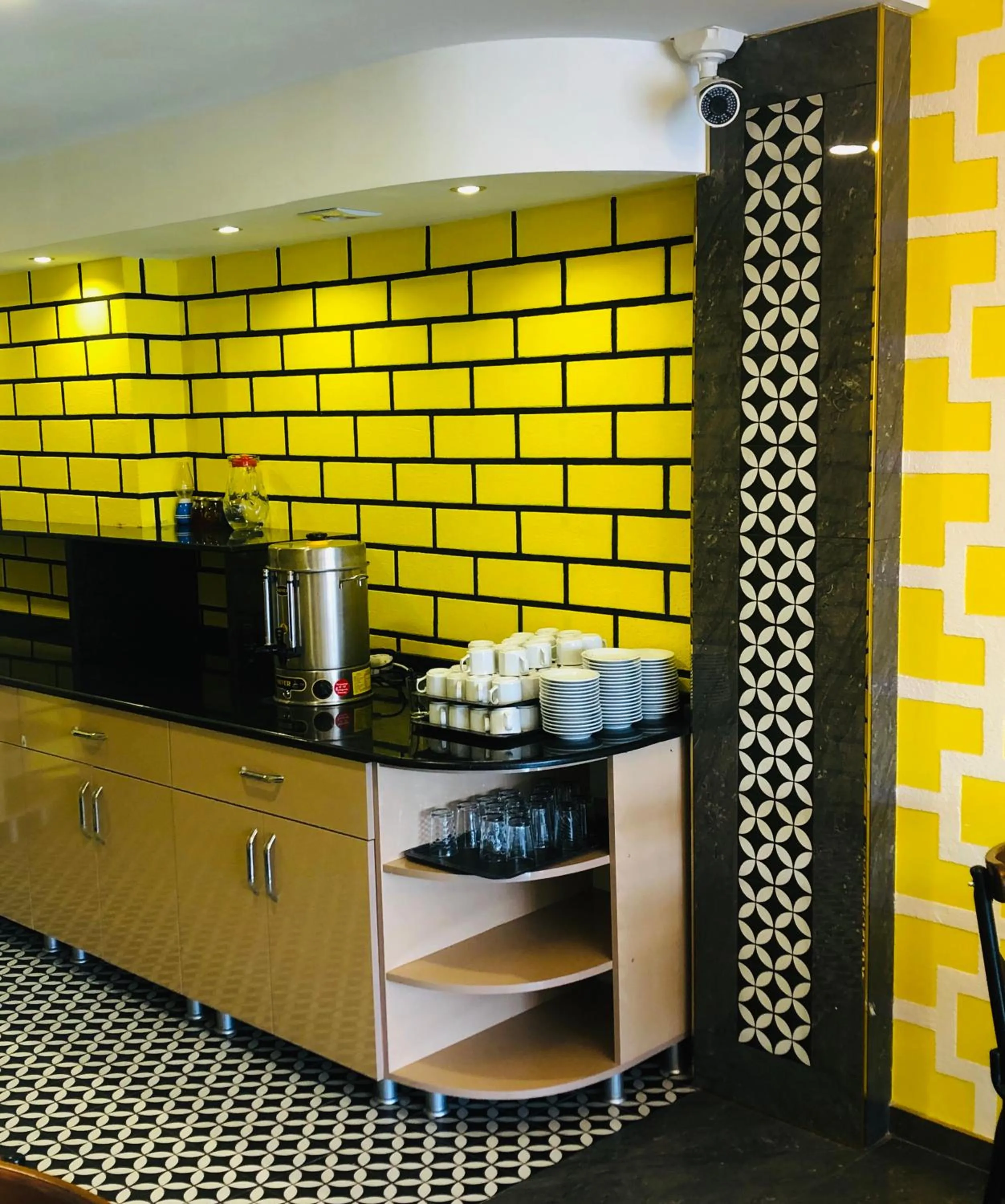 Restaurant/places to eat in Theodian Hotel