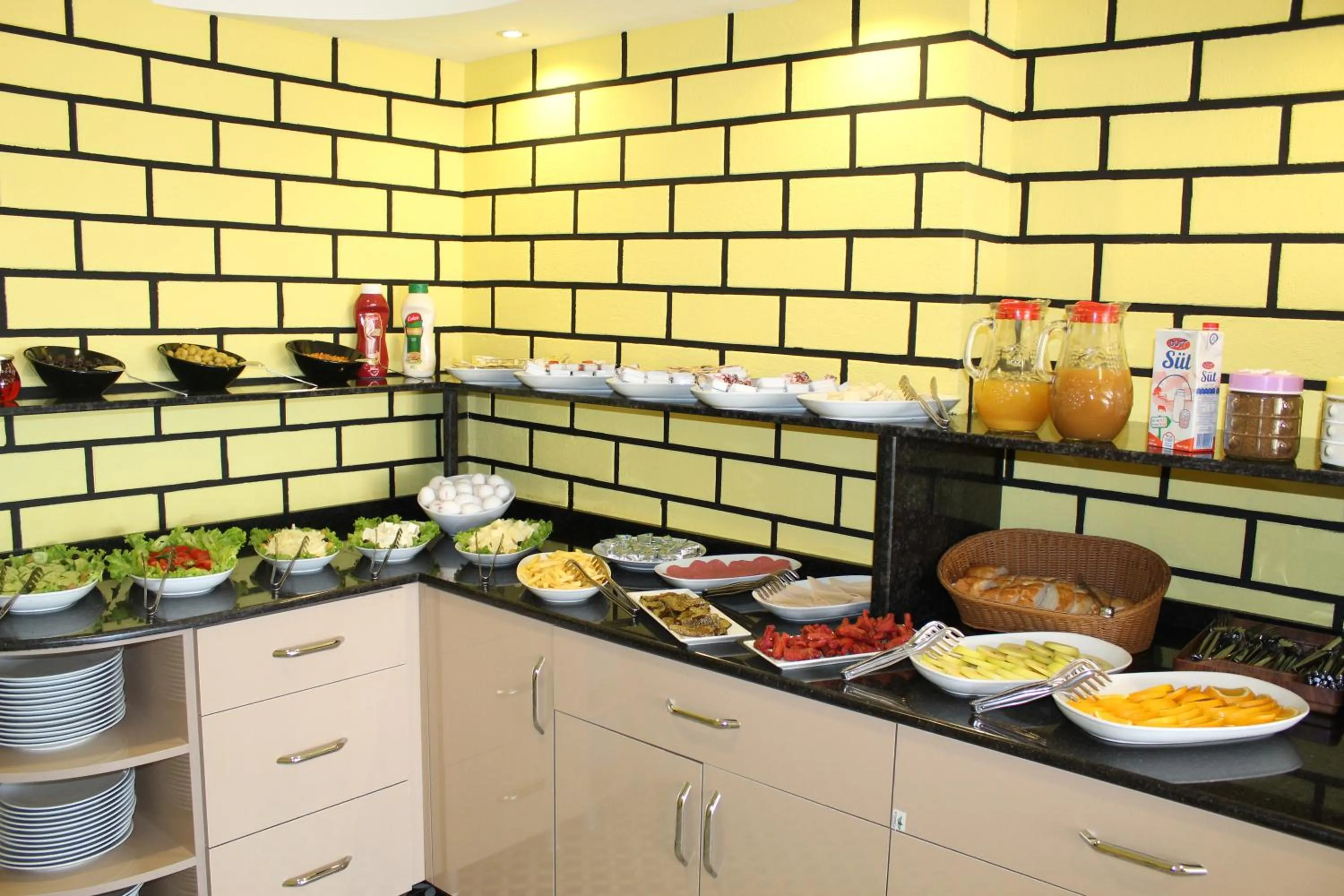 Food and drinks in Theodian Hotel