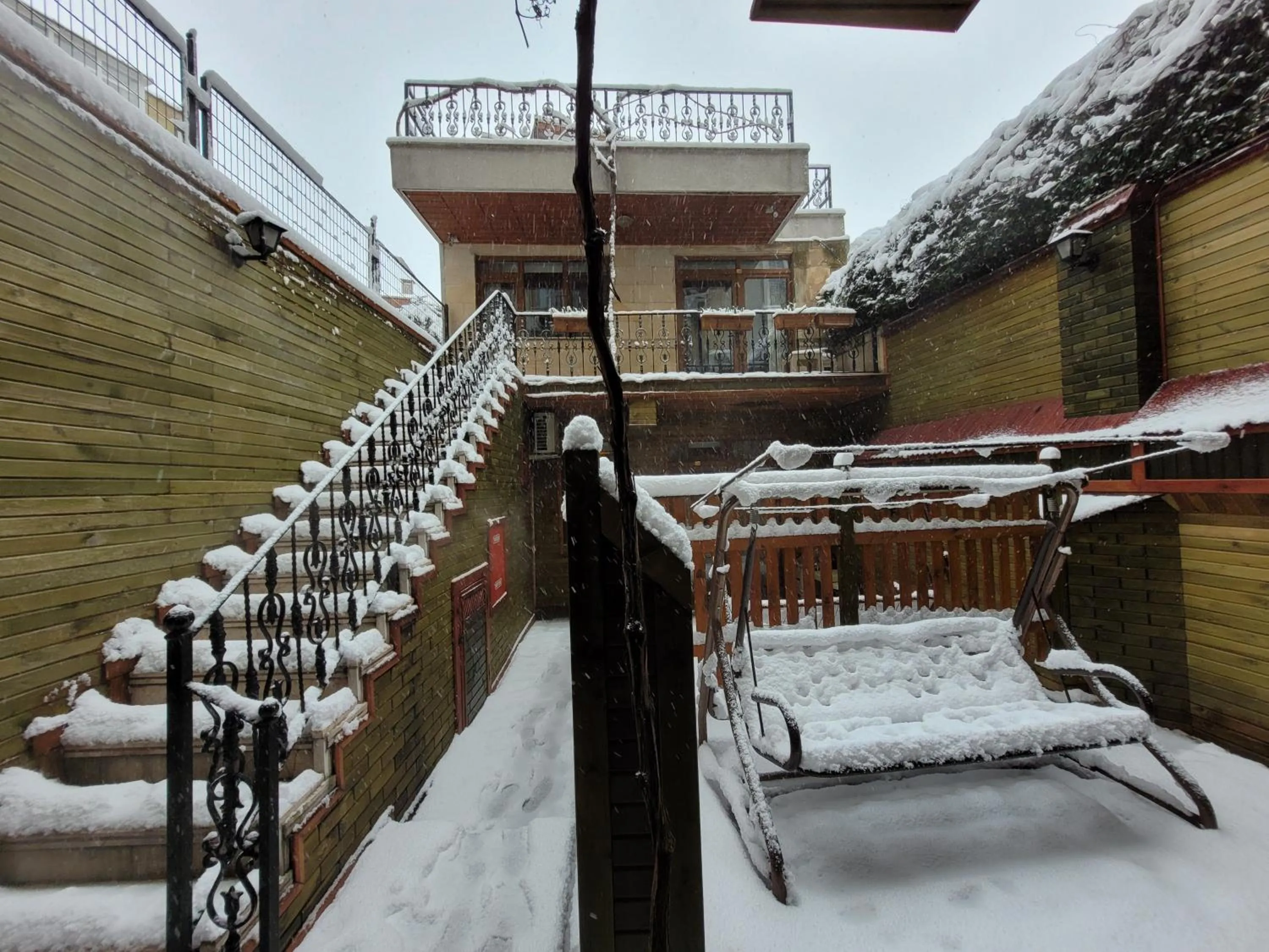 Facade/entrance in Saruhan Hotel