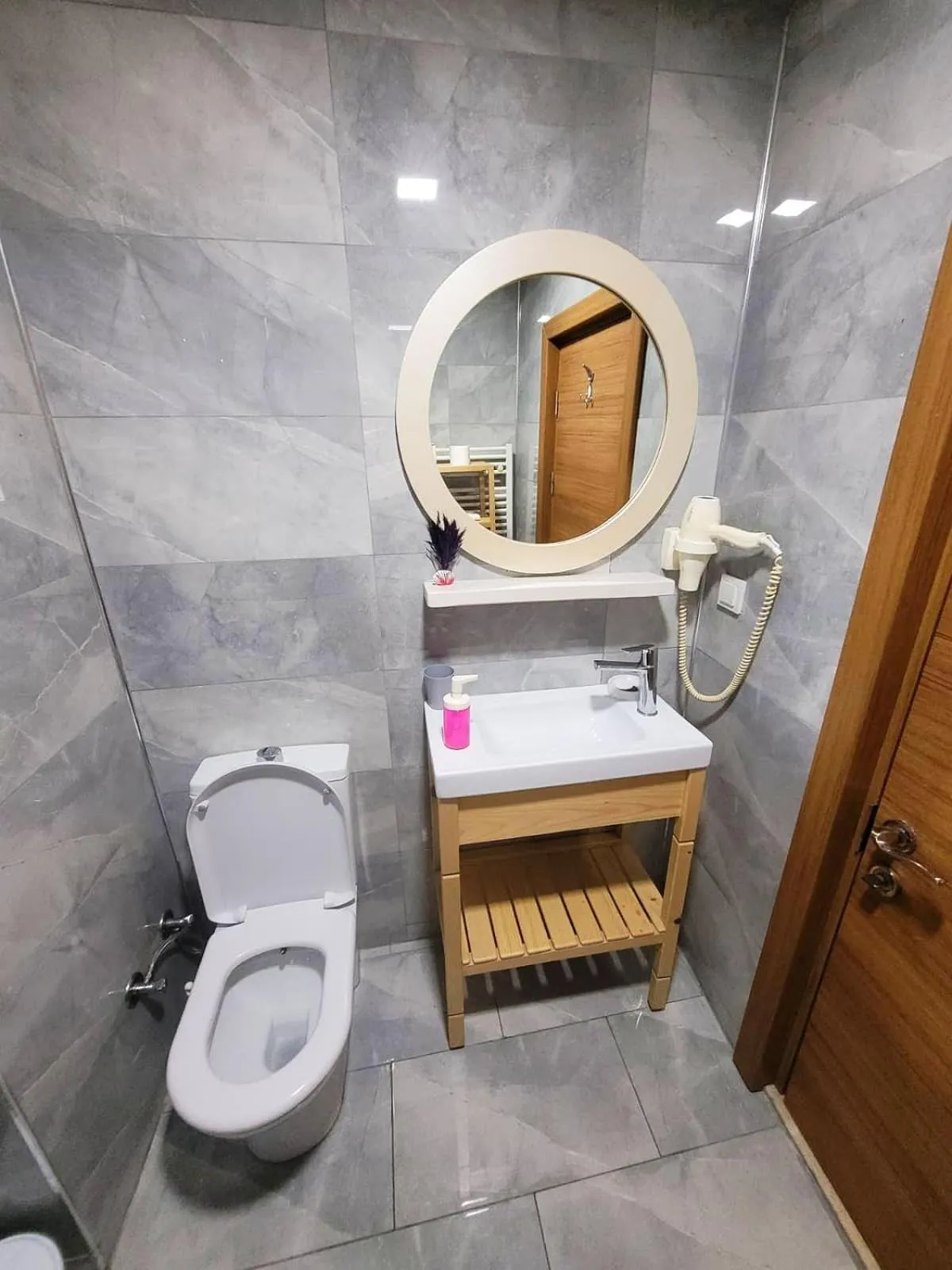 Bathroom in Saruhan Hotel