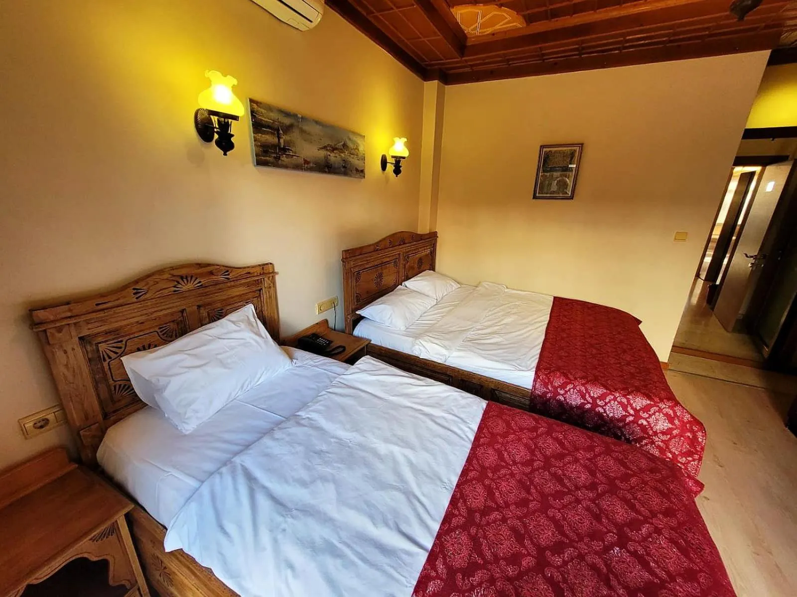 Bedroom, Bed in Saruhan Hotel