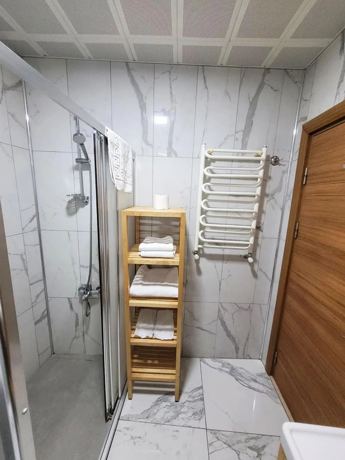 Bathroom in Saruhan Hotel