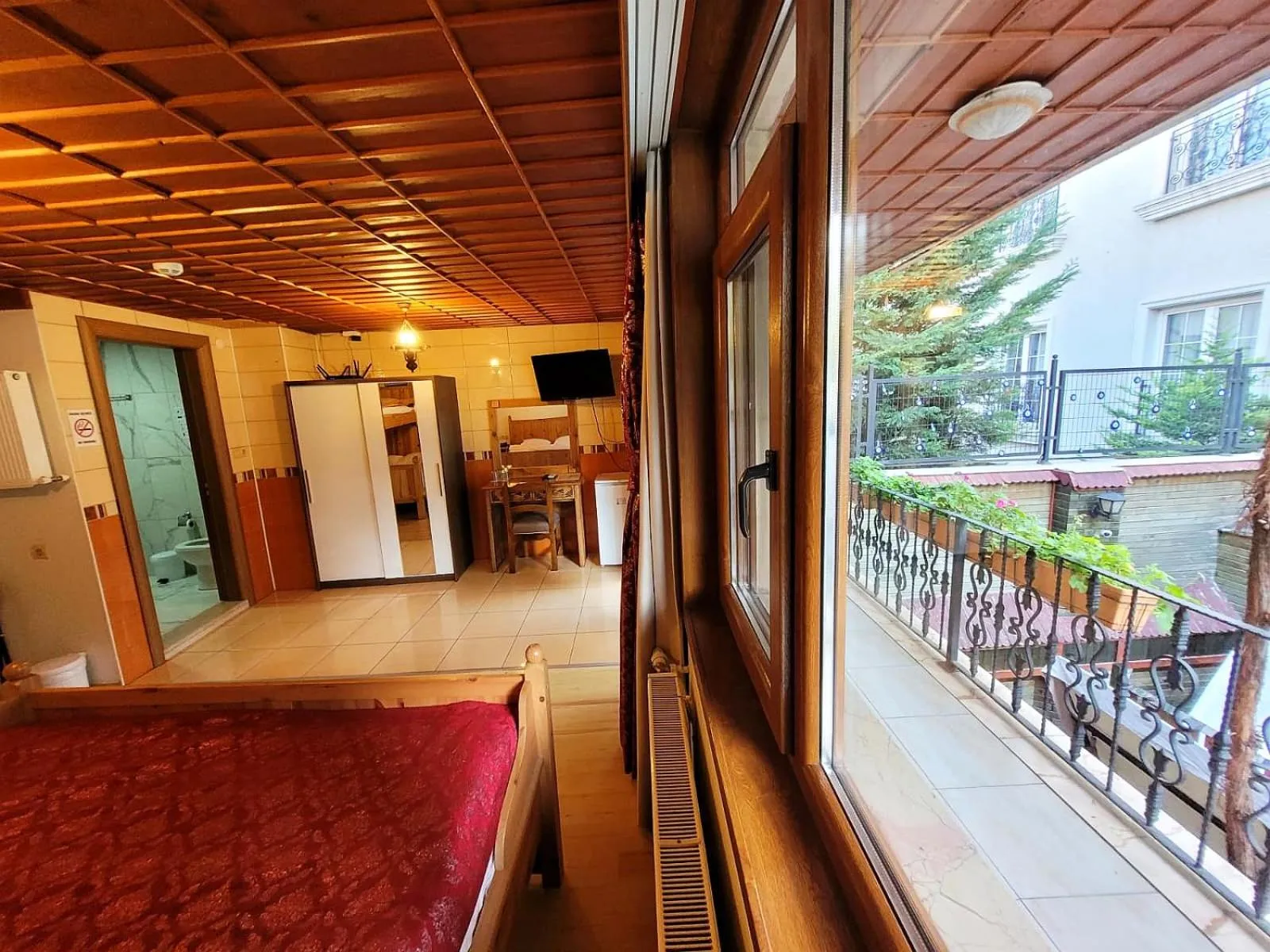 Bedroom in Saruhan Hotel