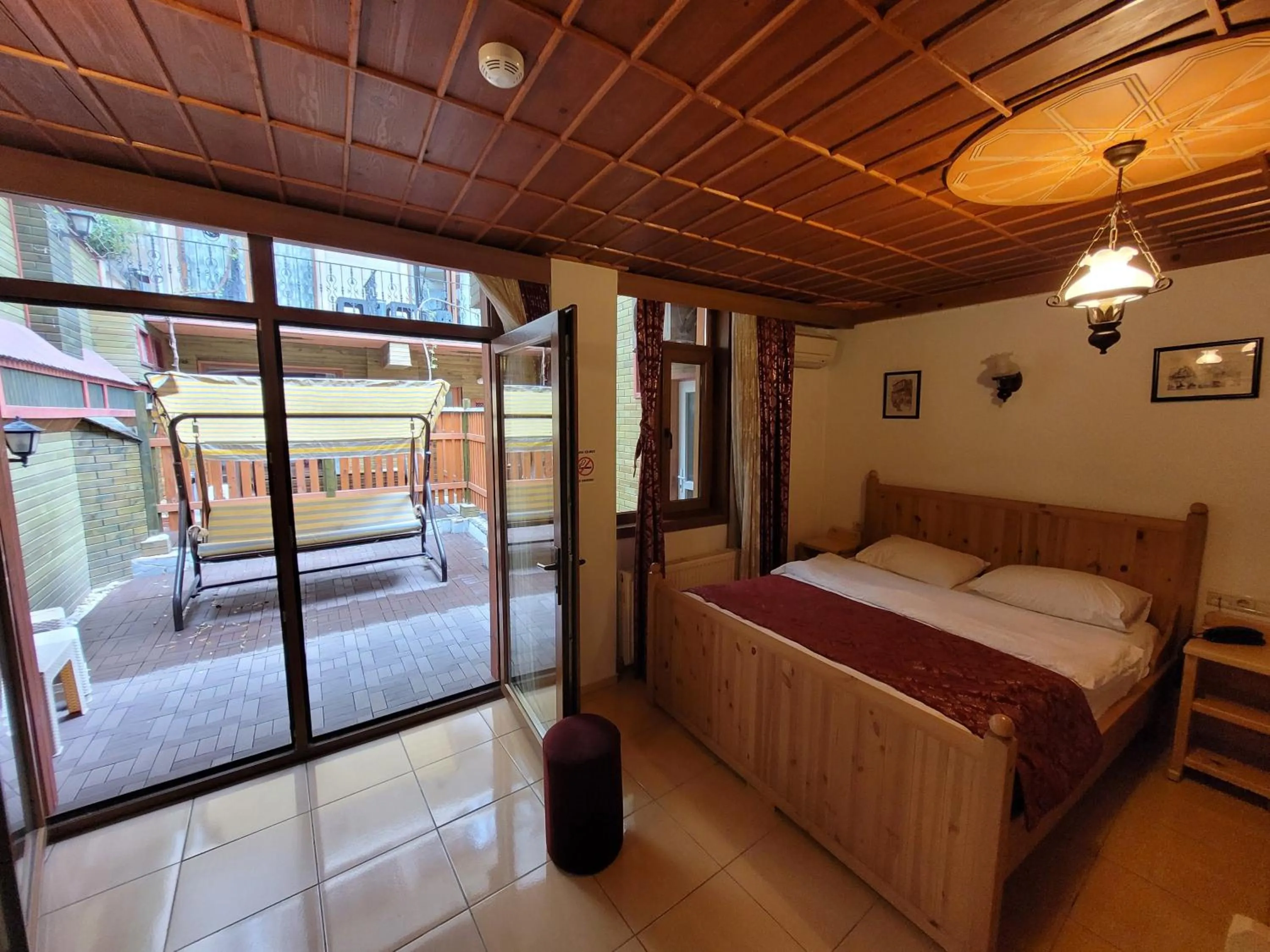 bunk bed, Bed in Saruhan Hotel