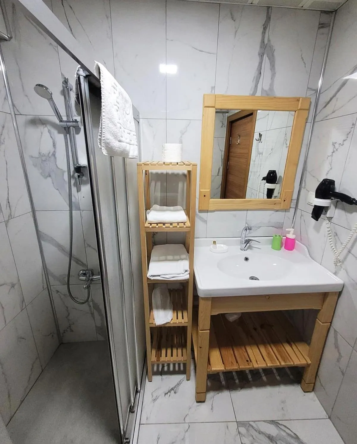 Bathroom in Saruhan Hotel