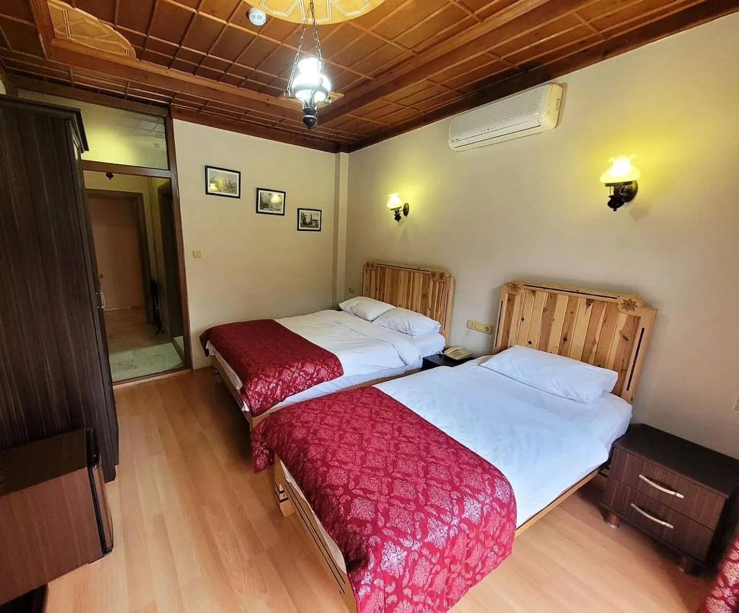 Bedroom, Bed in Saruhan Hotel