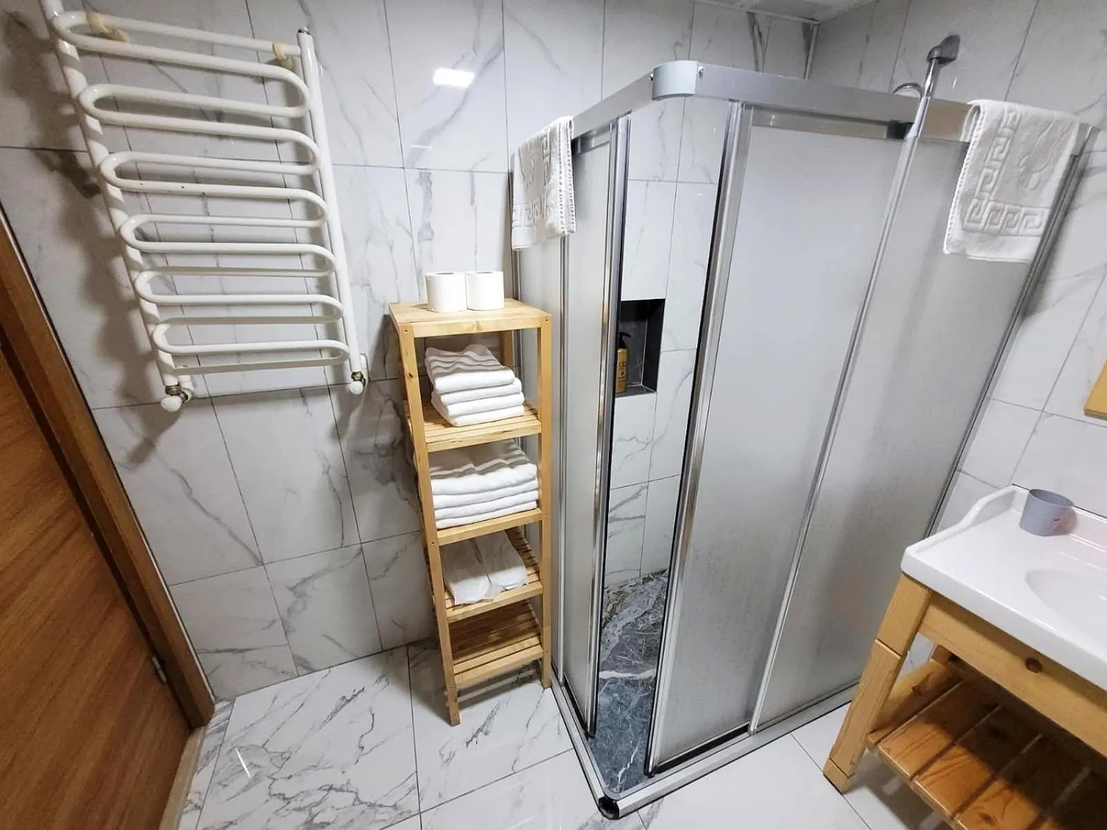 Bathroom in Saruhan Hotel