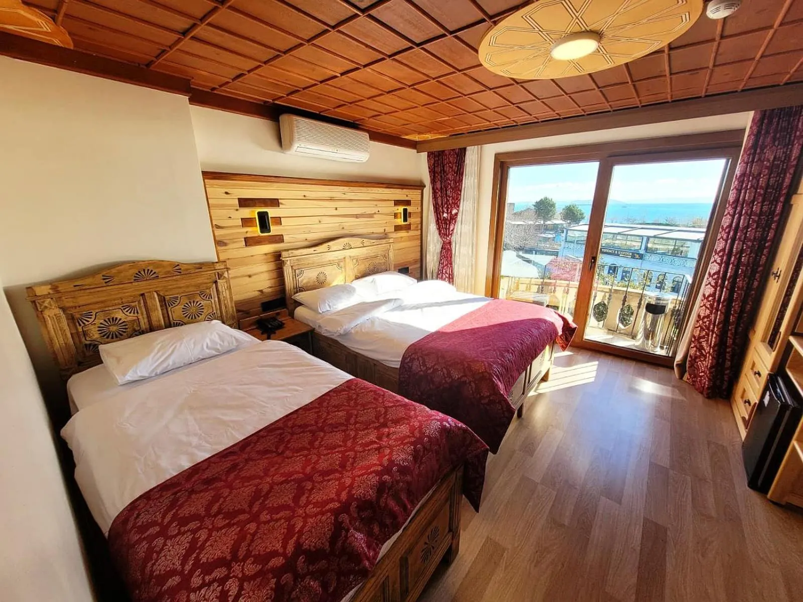 Bedroom, Bed in Saruhan Hotel