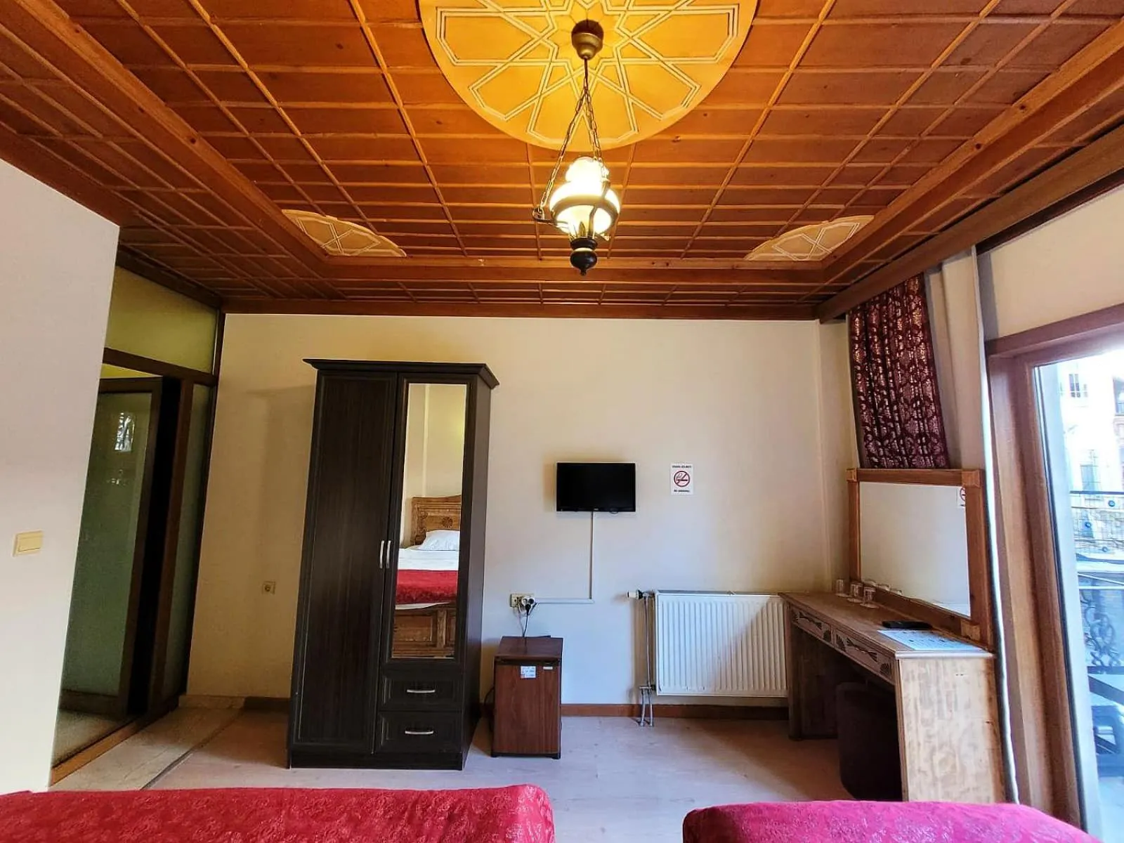 Bedroom, Bed in Saruhan Hotel