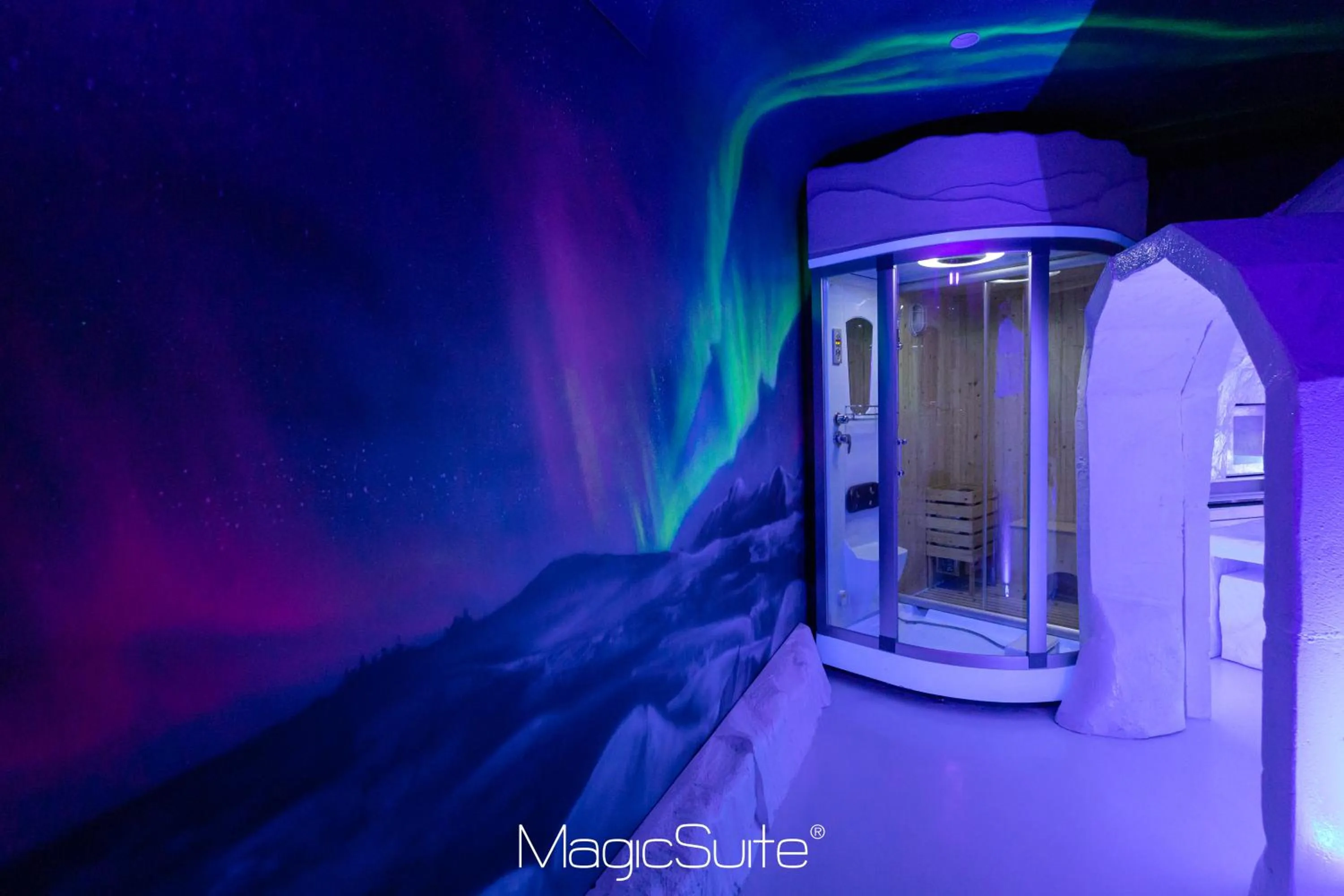 Shower in Hotel Carosello