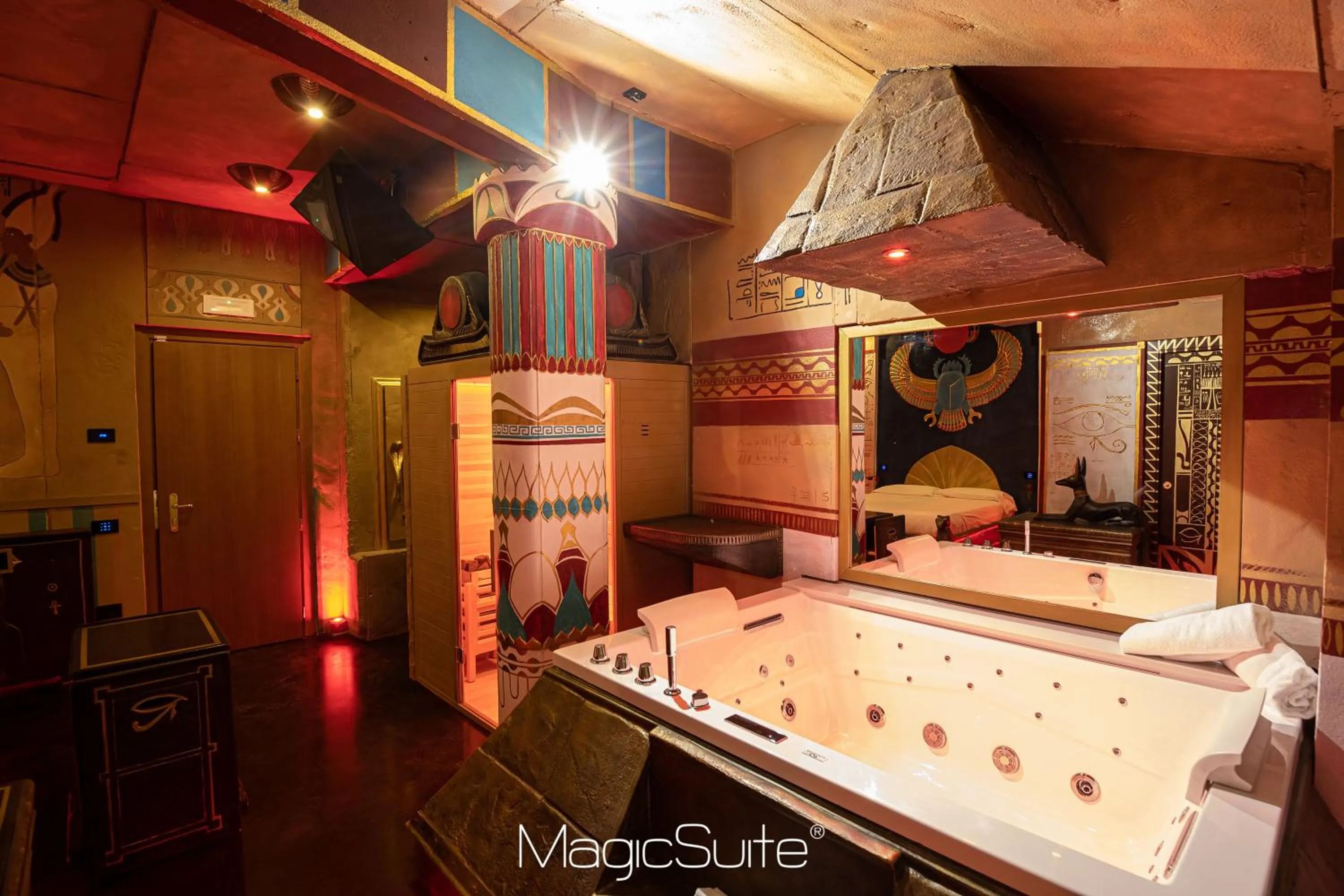 Hot Tub in Hotel Carosello