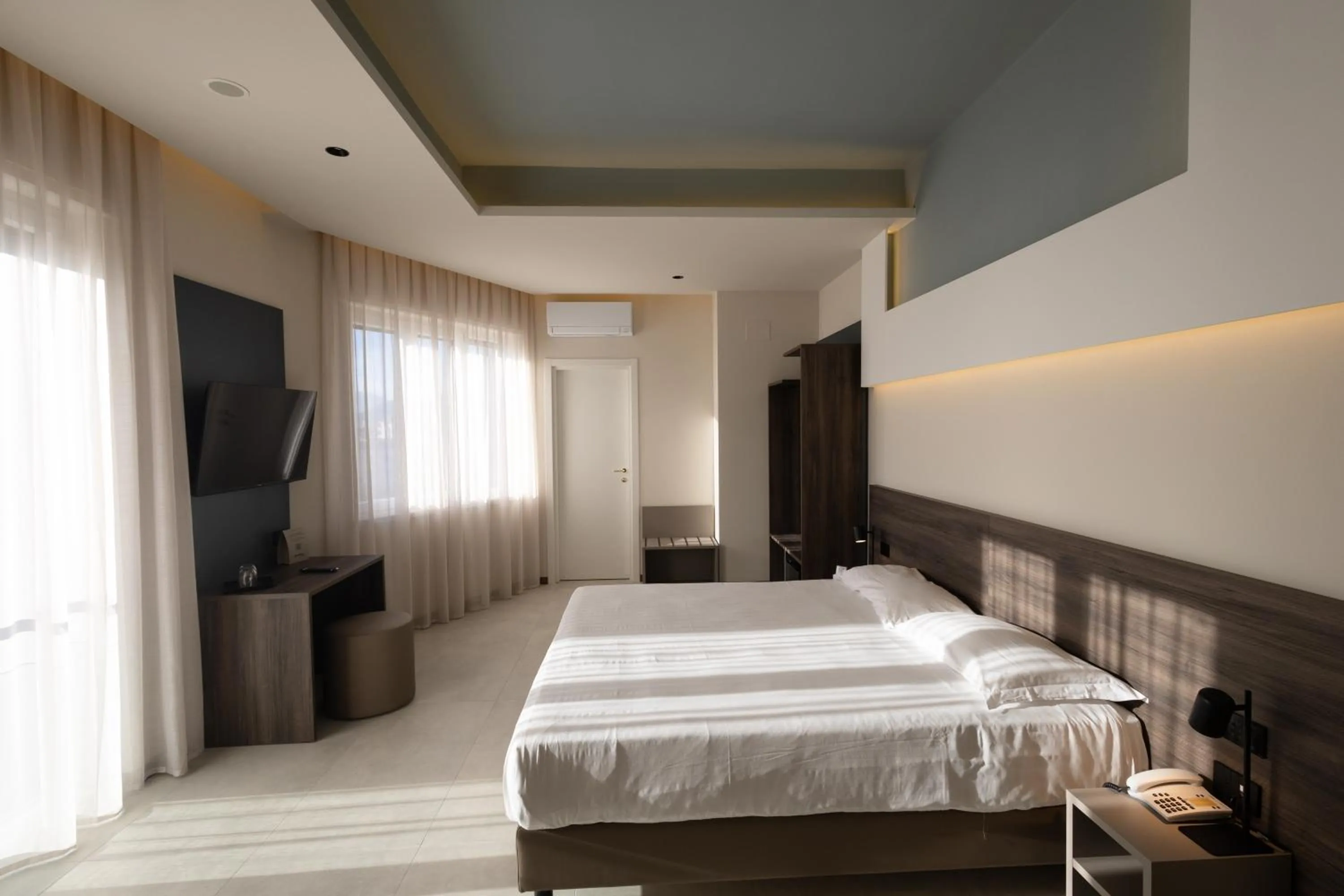 Bedroom, Bed in Hotel Carosello