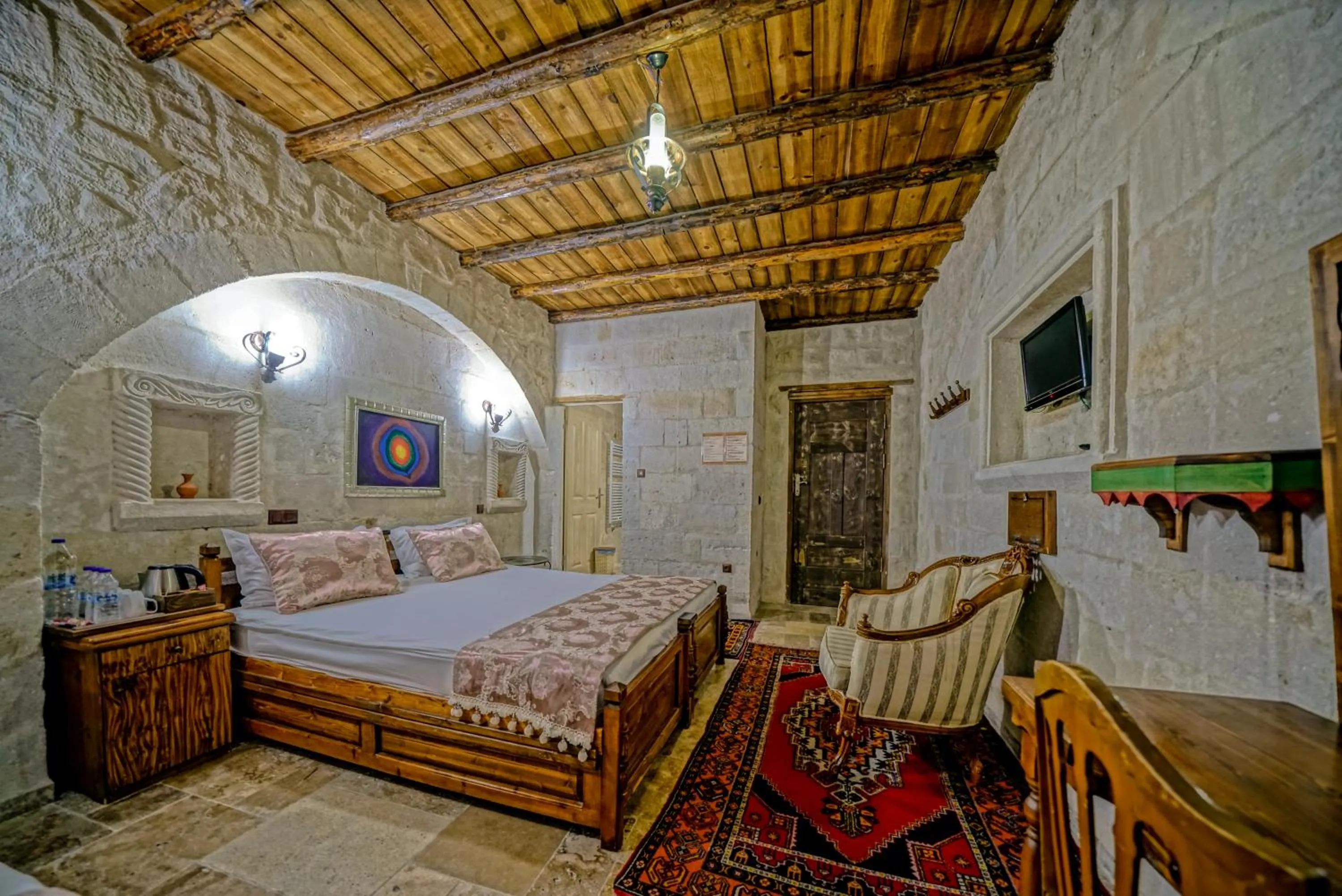 Massage, Bed in Elysee Cave House