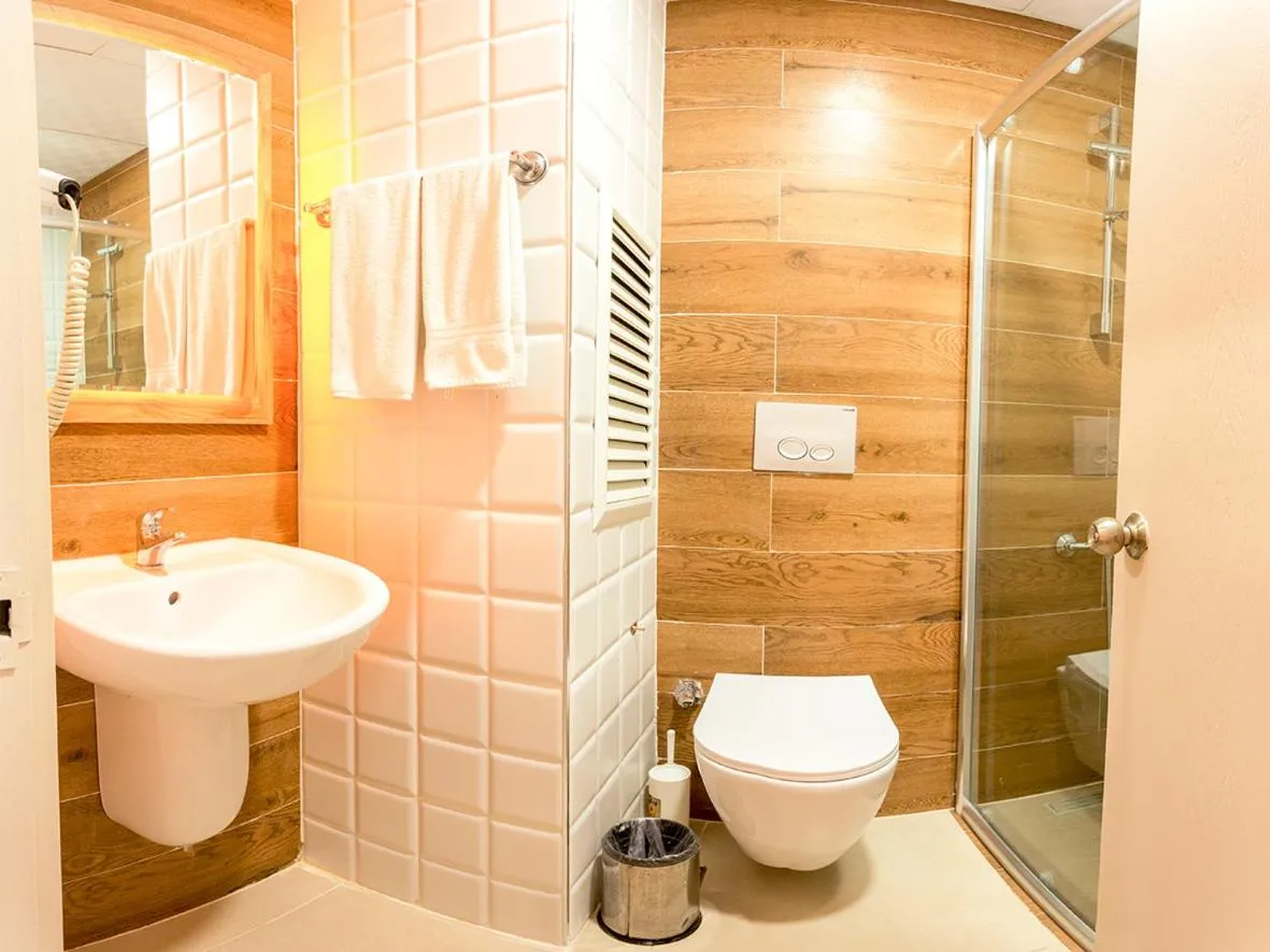 Shower in Rich Melissa Hotel