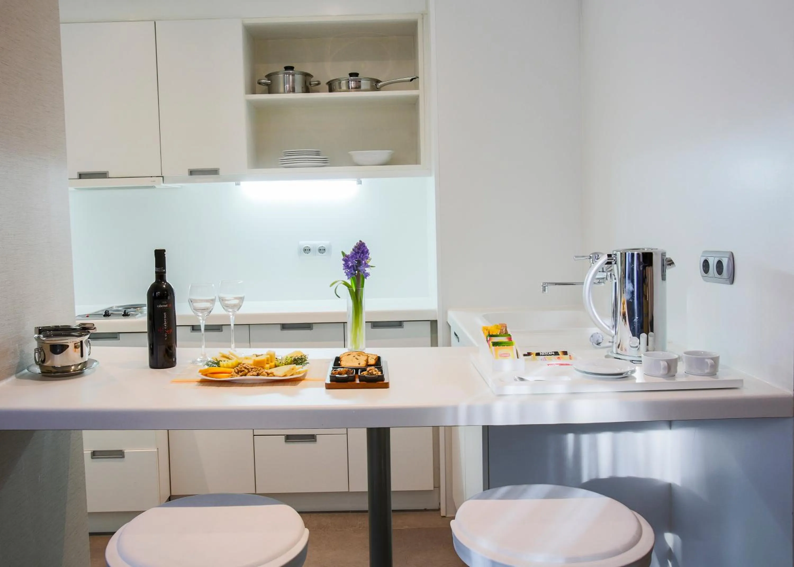 Kitchen or kitchenette in Housez Suites & Apartments Special Class