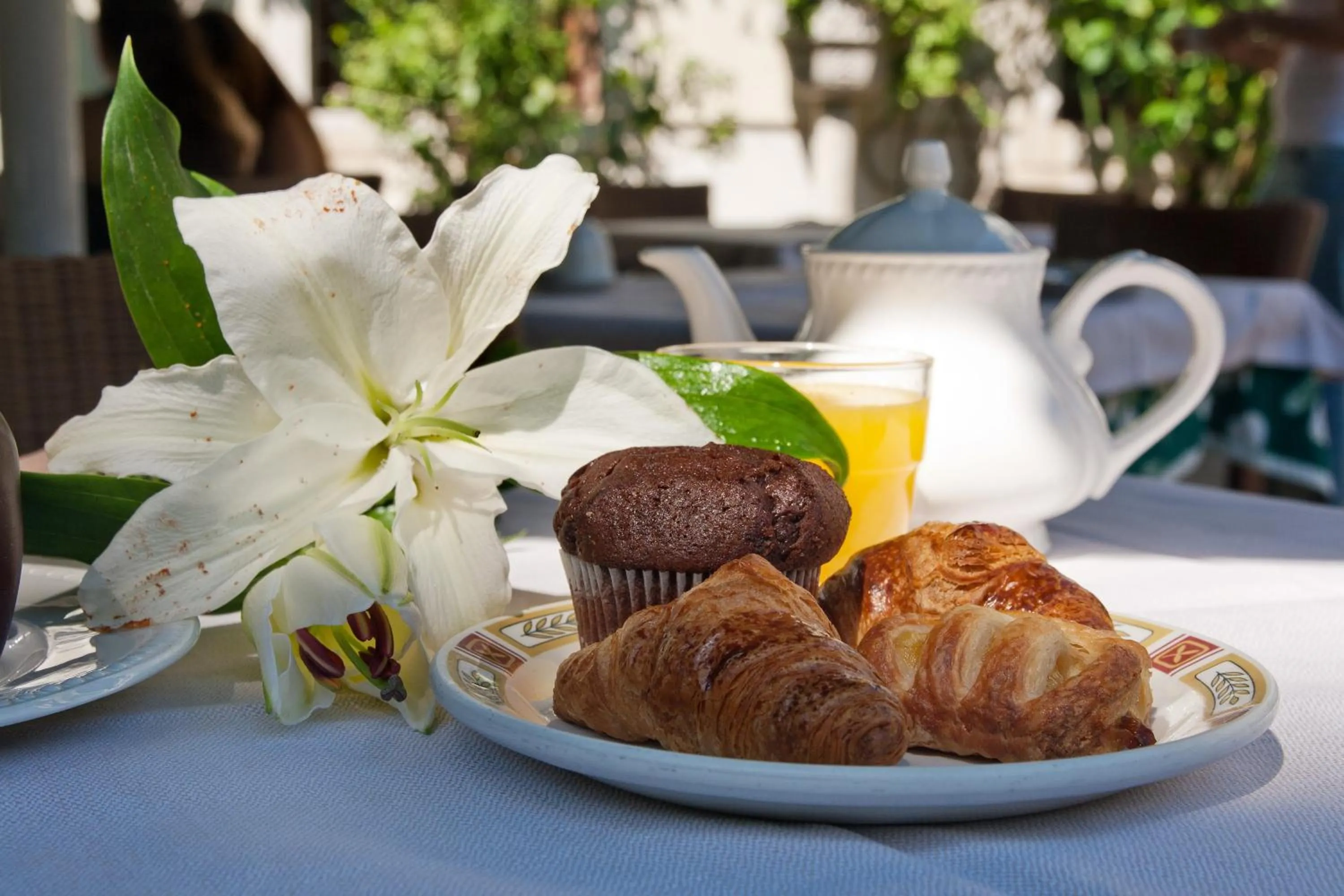 Buffet breakfast in Pensione Accademia - Villa Maravege