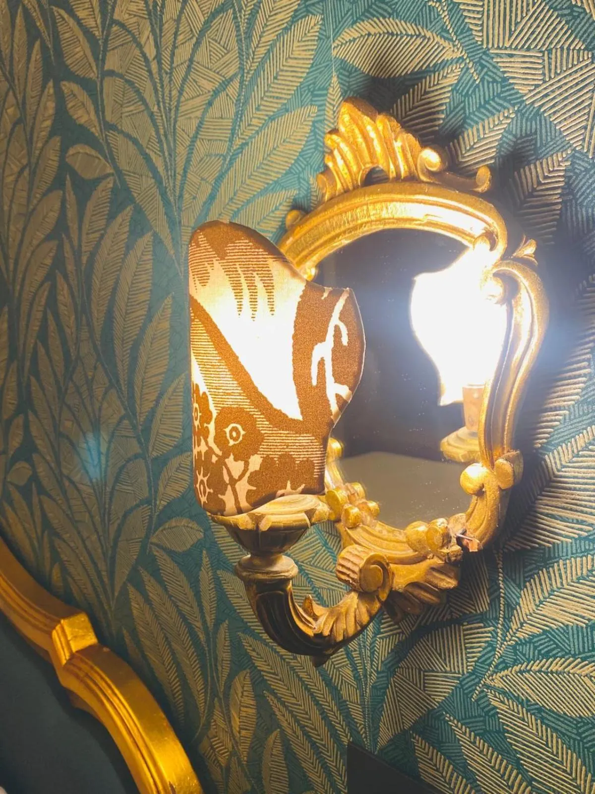 Decorative detail in Pensione Accademia - Villa Maravege