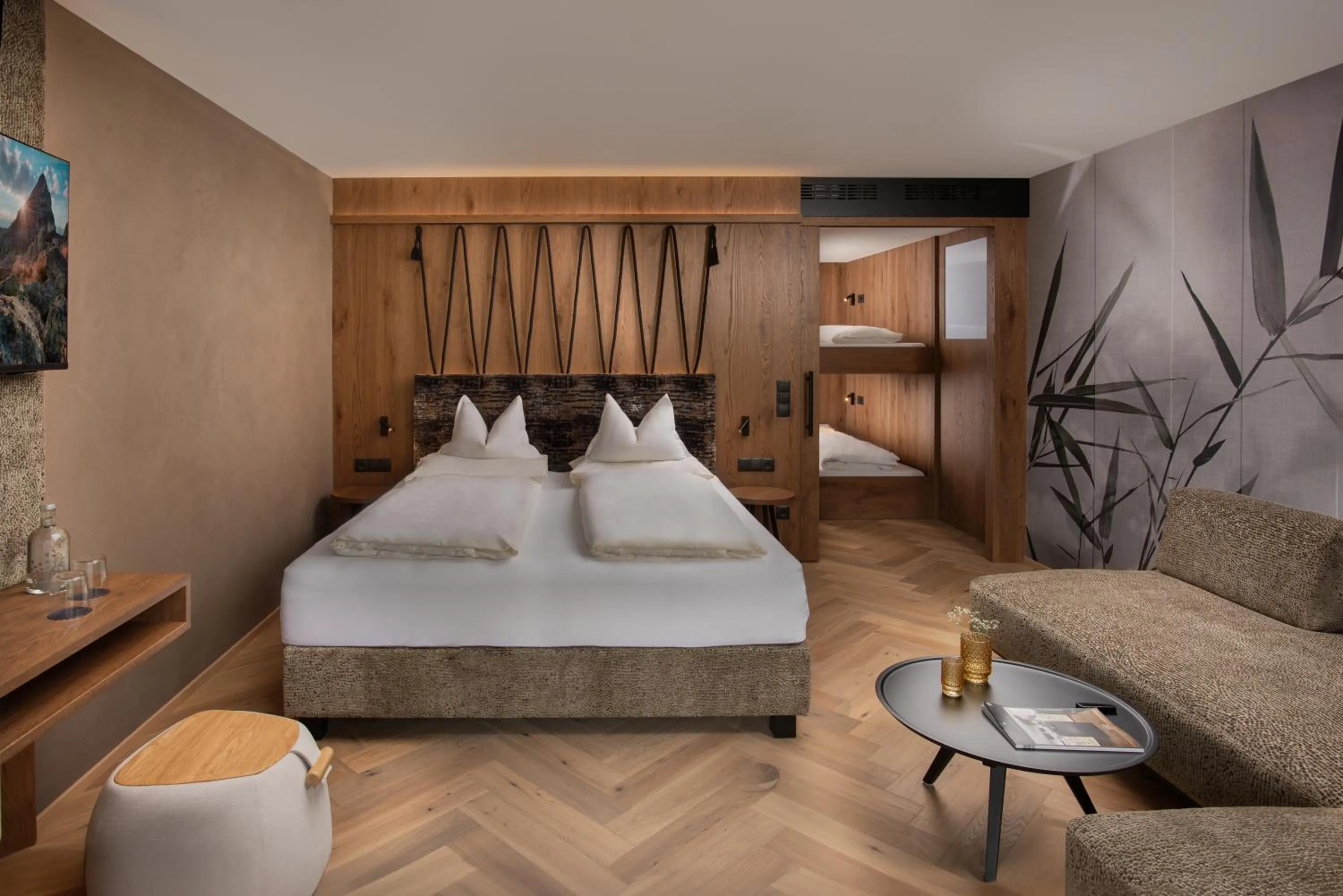 Photo of the whole room, Bed in Majestic - Unique Spa Resort