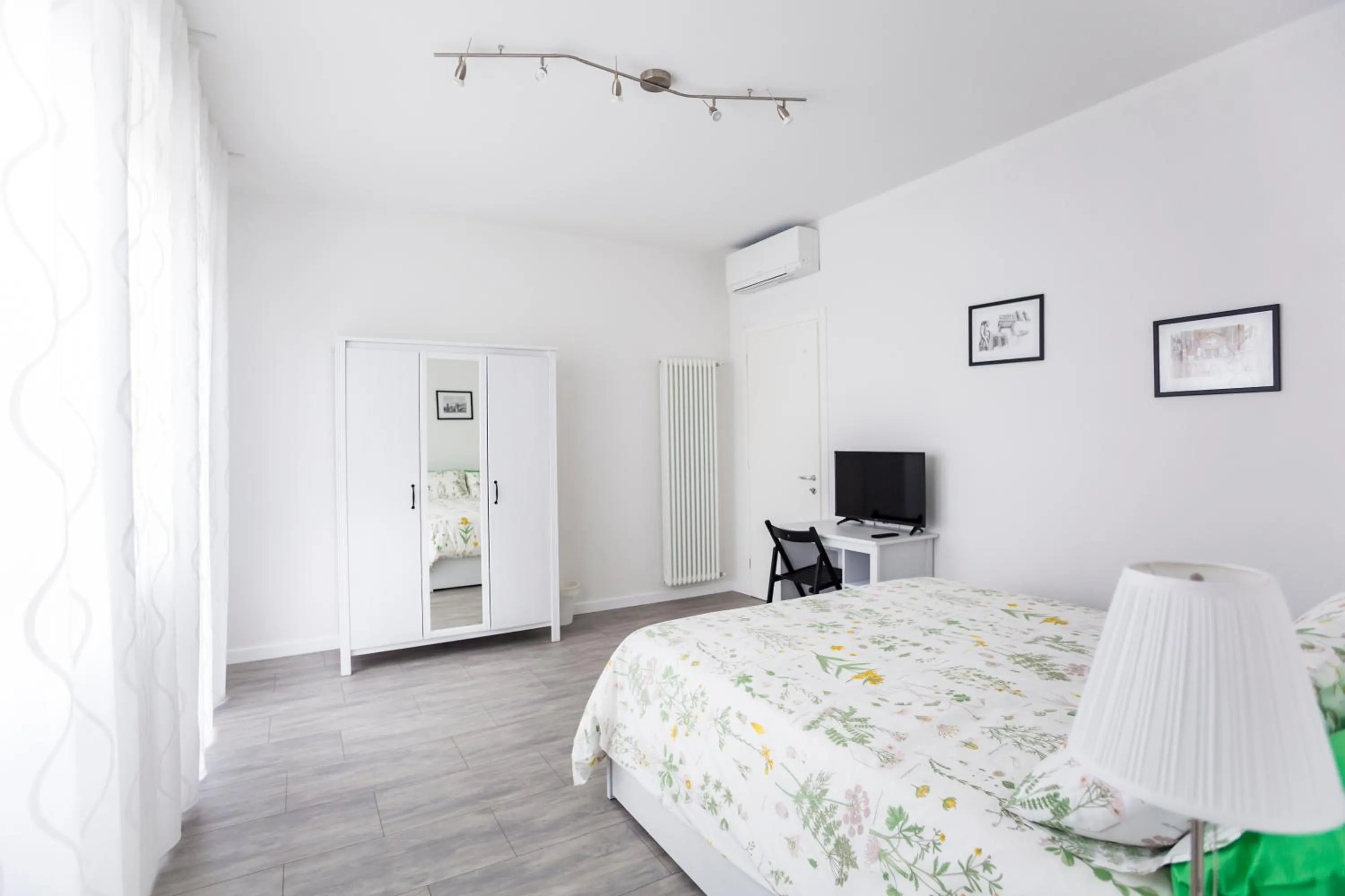 Photo of the whole room, Bed in B&B LA CORTE SANTA MARIA