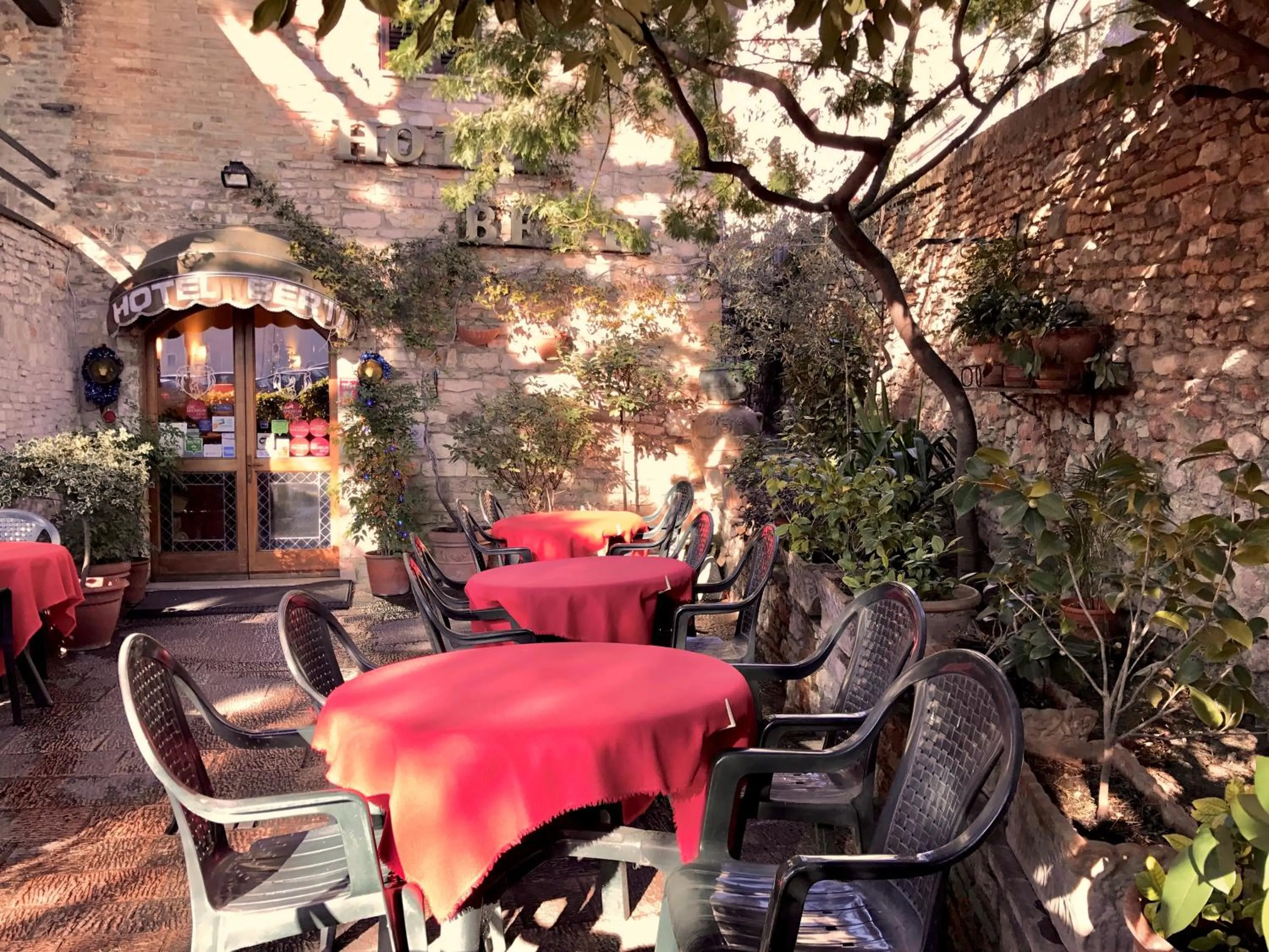 Facade/entrance in Hotel Berti