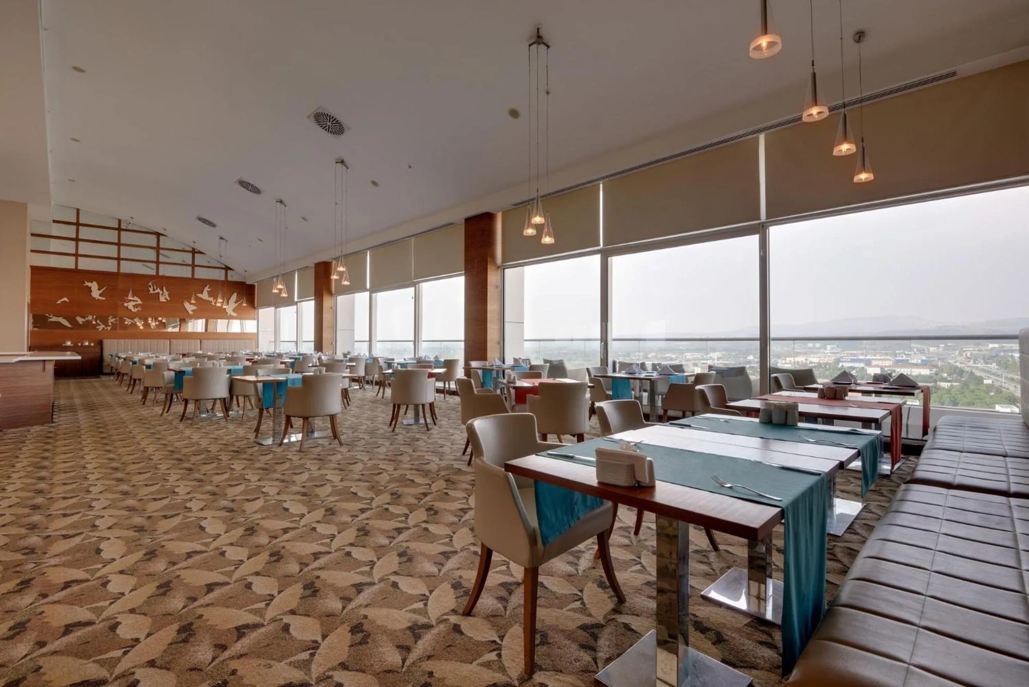 Restaurant/places to eat in Baia Bursa Hotel