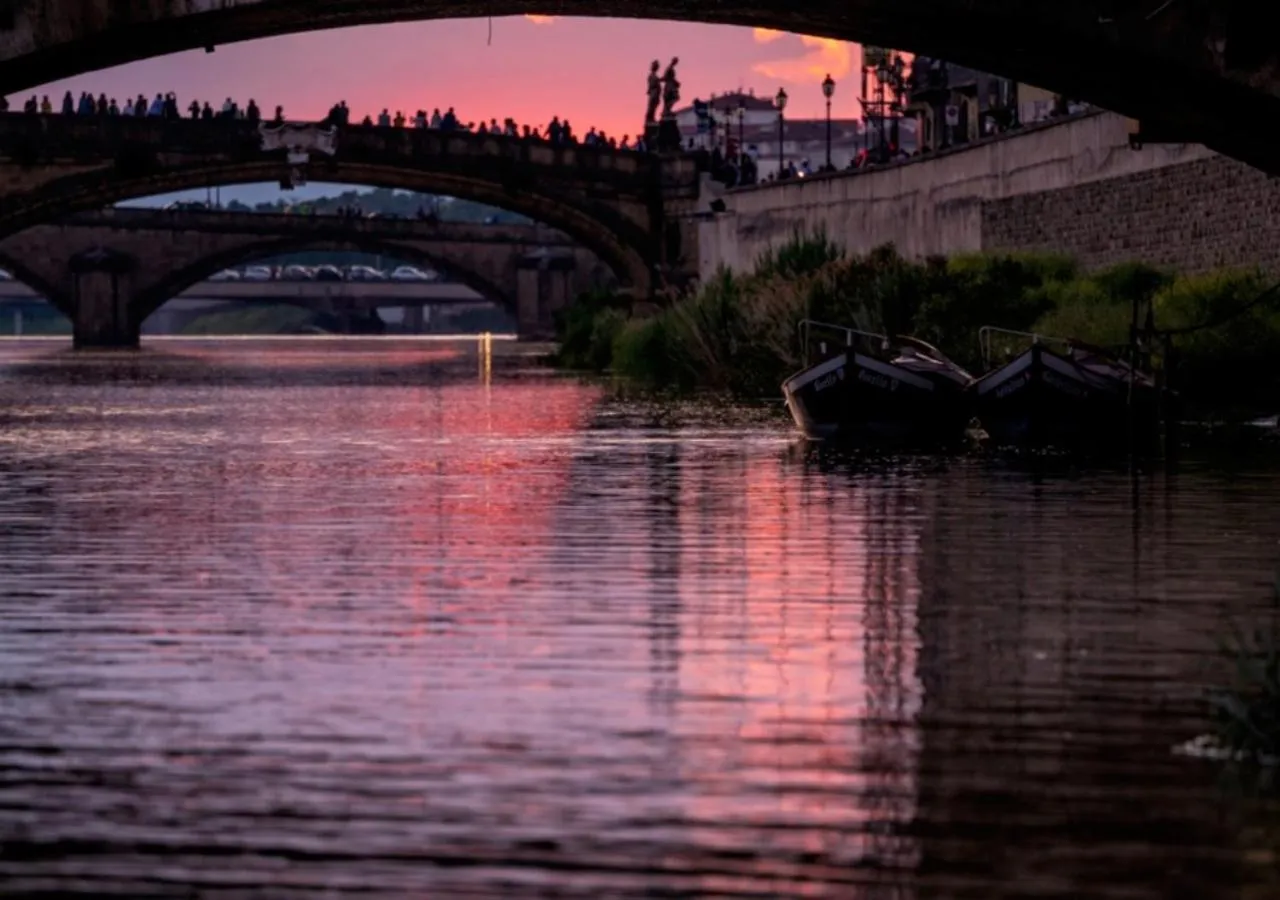 Nearby landmark in Rocco Forte Hotel Savoy