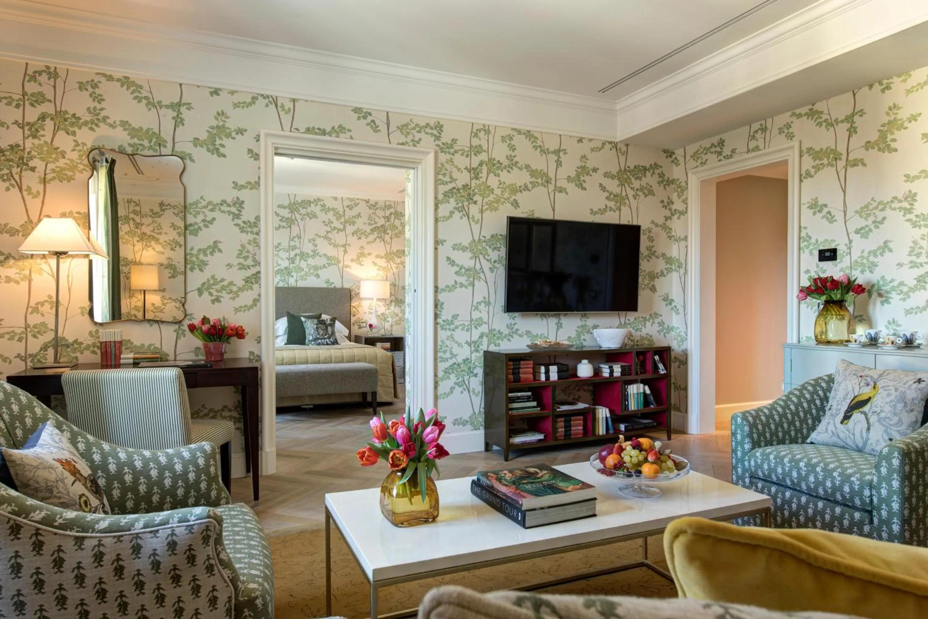 Seating area in Rocco Forte Hotel Savoy