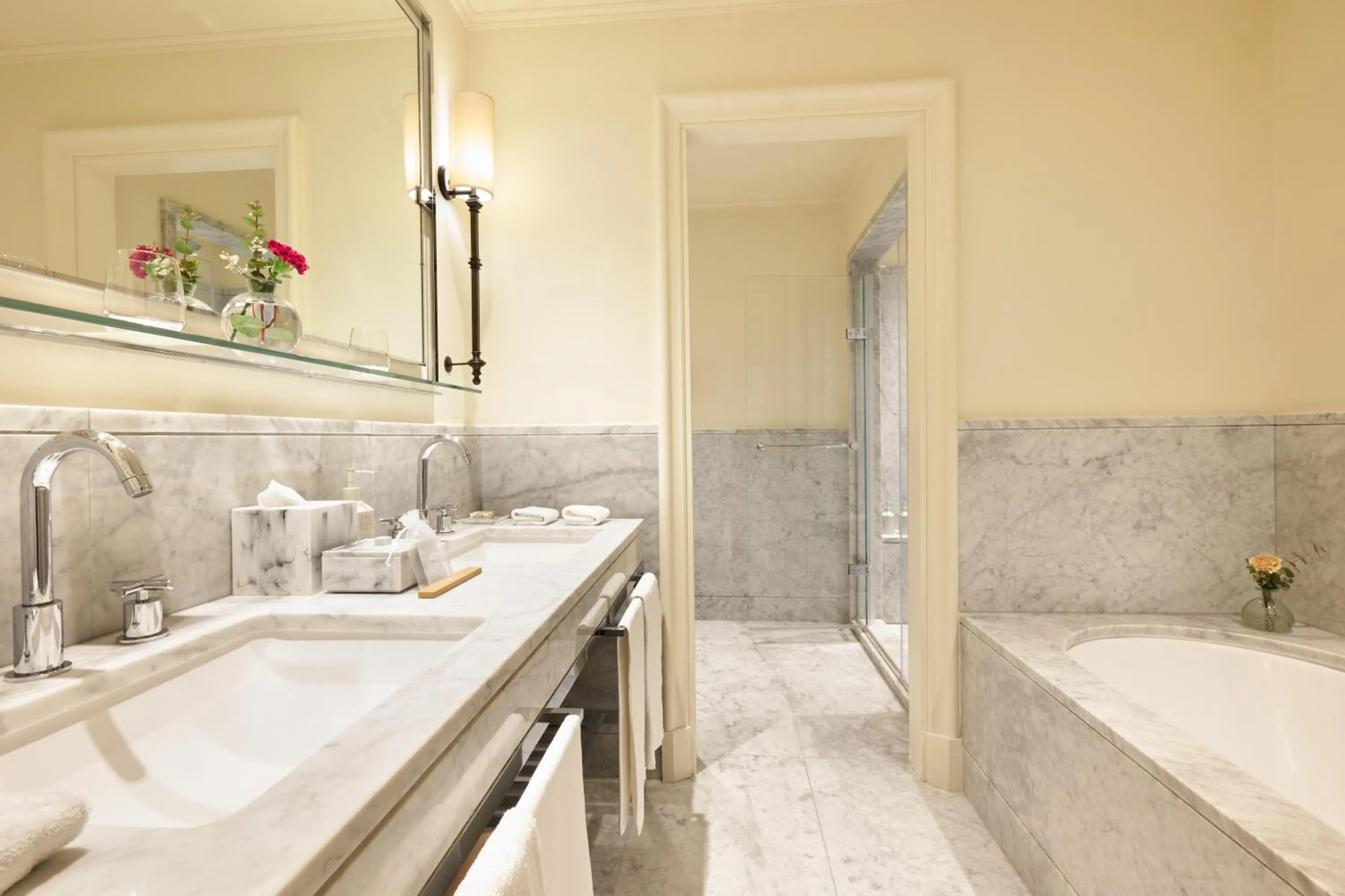 Bathroom in Rocco Forte Hotel Savoy