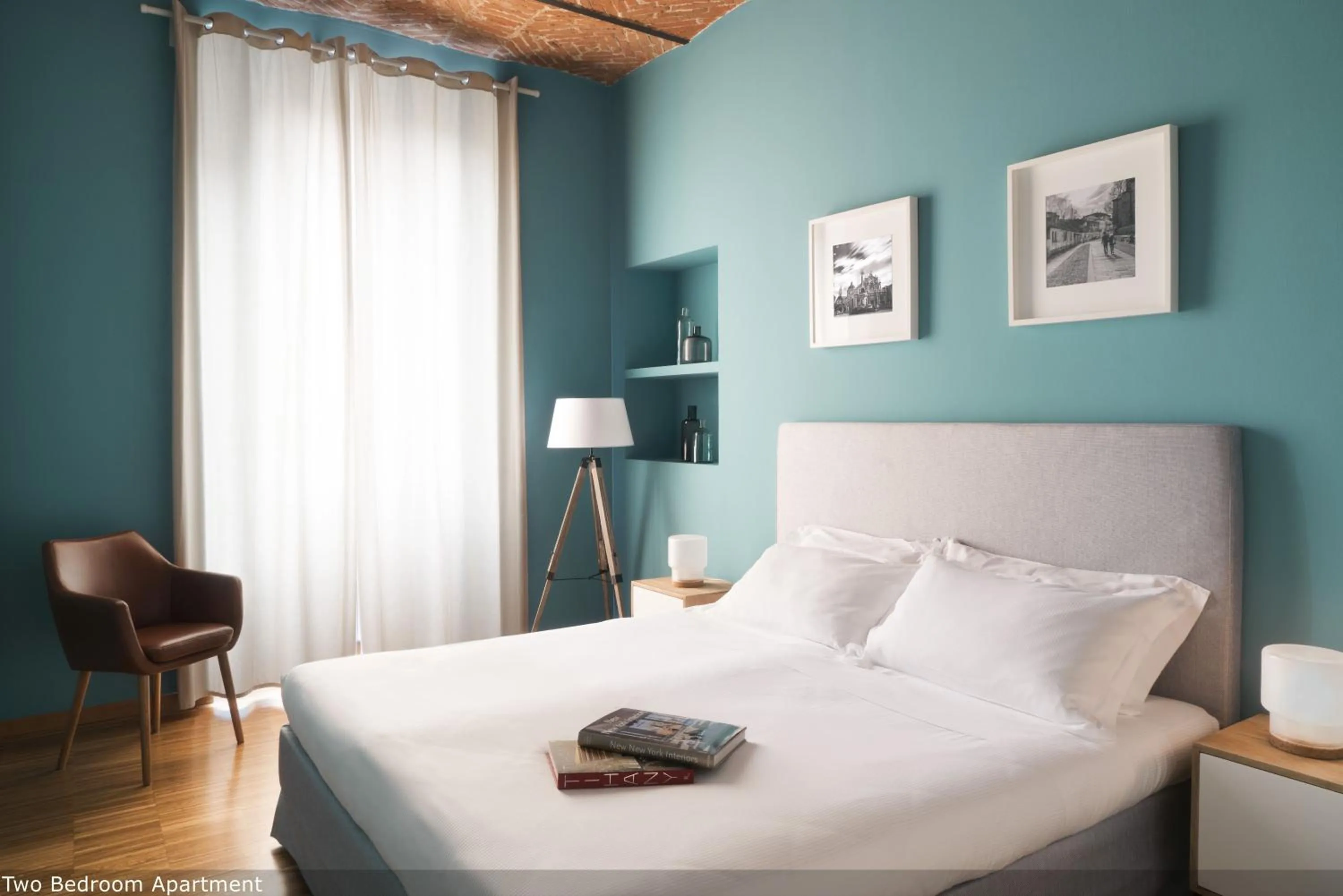 Bed in Brera Apartments in San Fermo