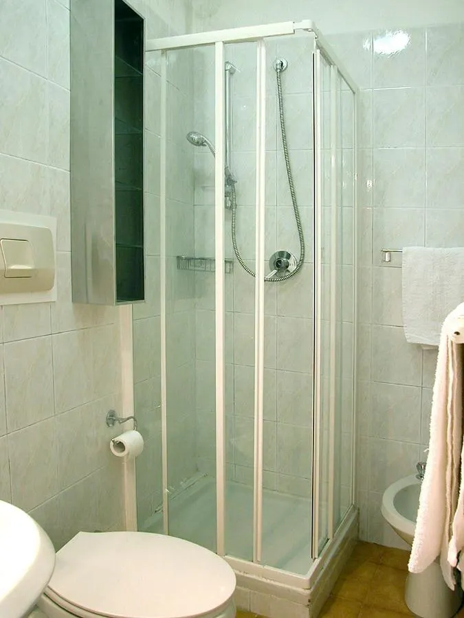 Shower in Affittacamere Rollando