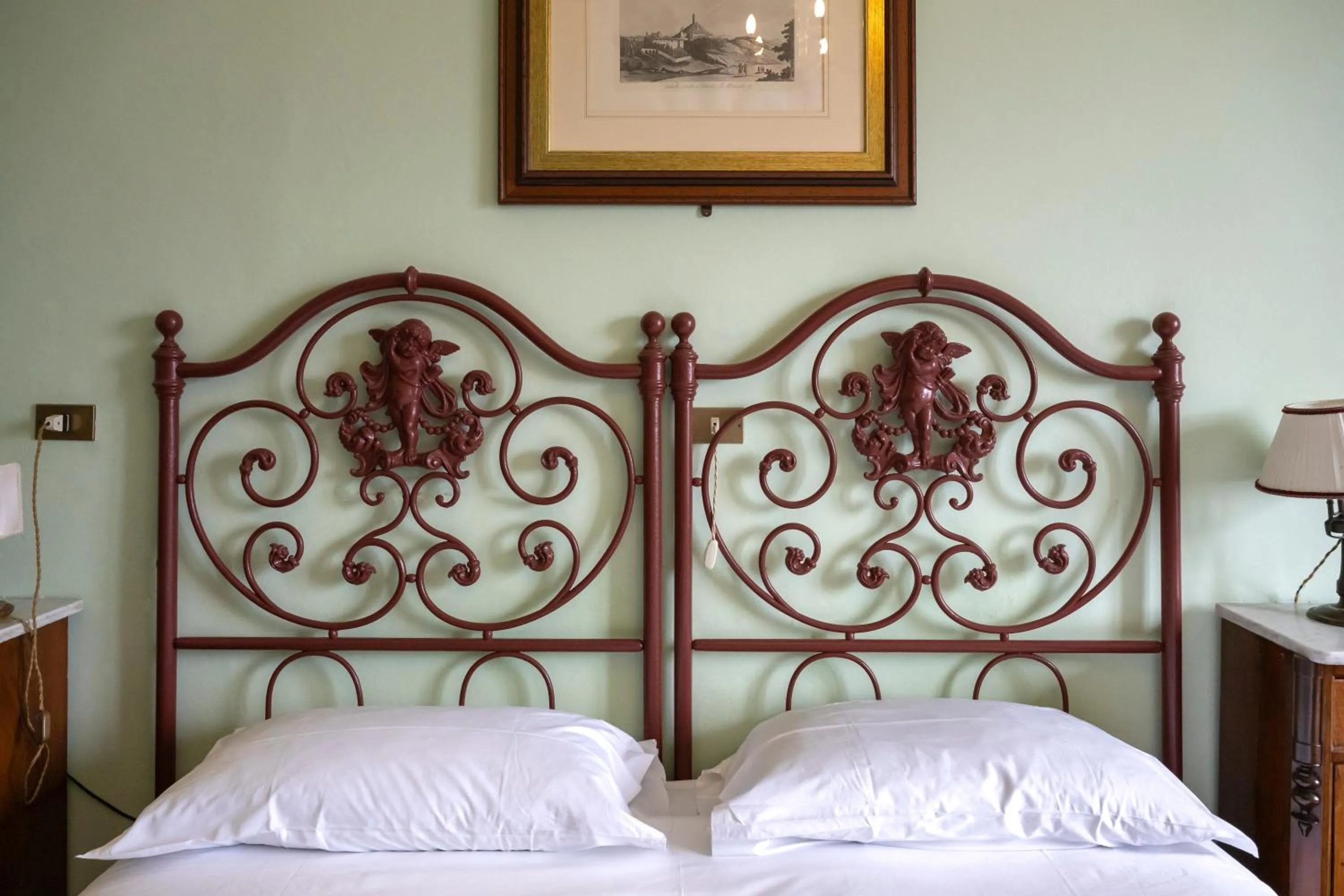 Family, Bed in Royal Victoria Hotel