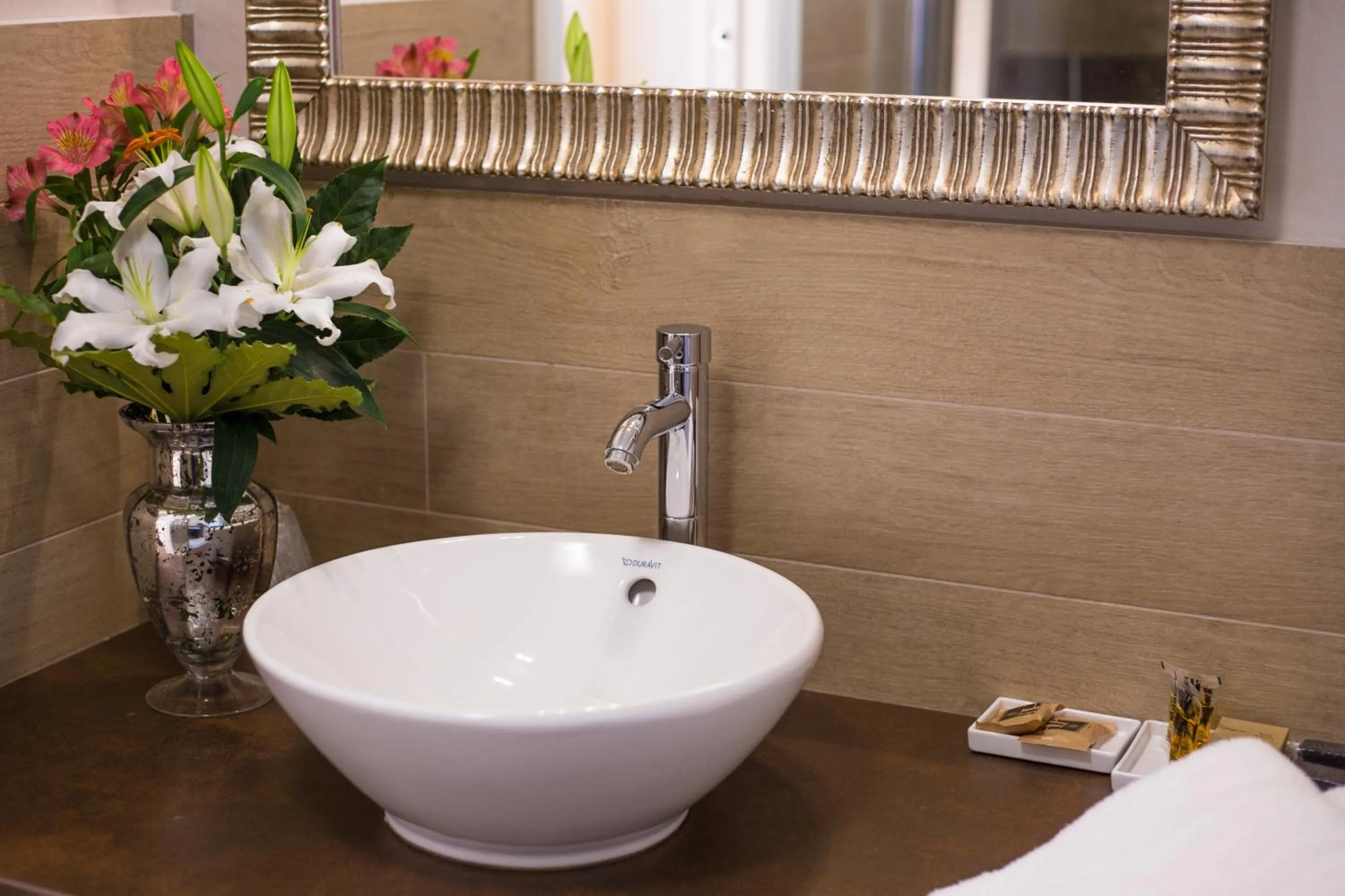 Bathroom in Hotel Patavium