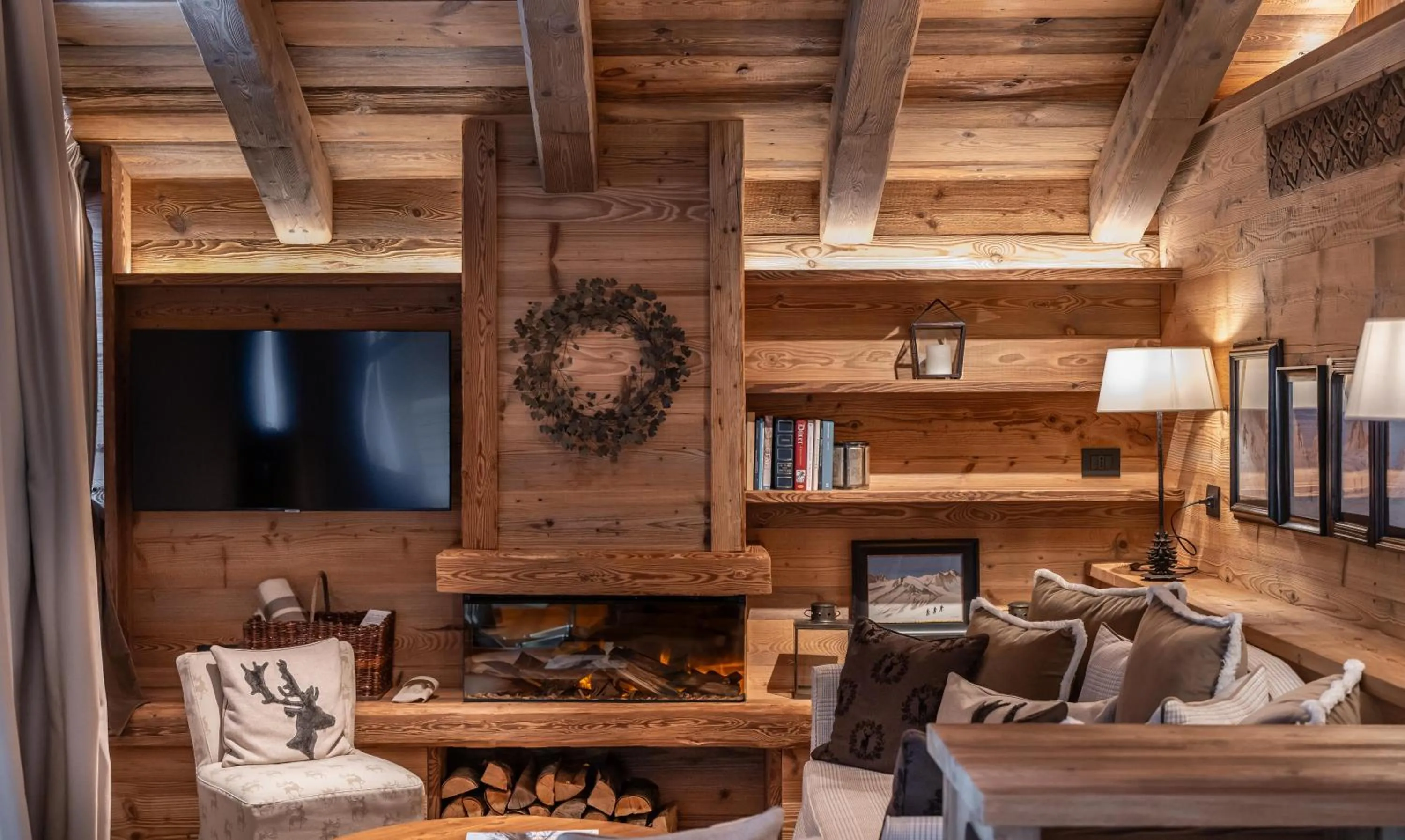 fireplace in Auberge de La Maison