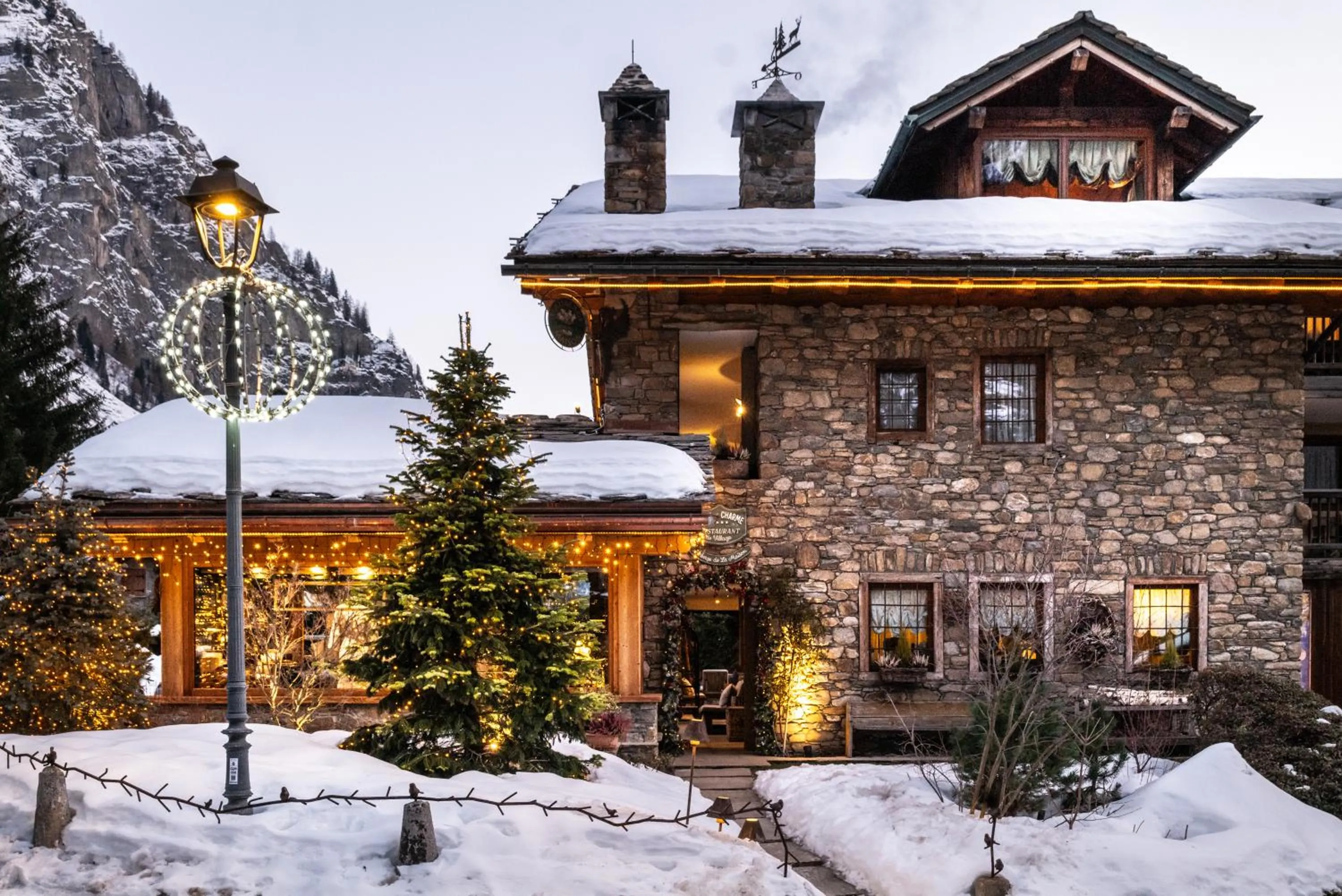 Property building in Auberge de La Maison