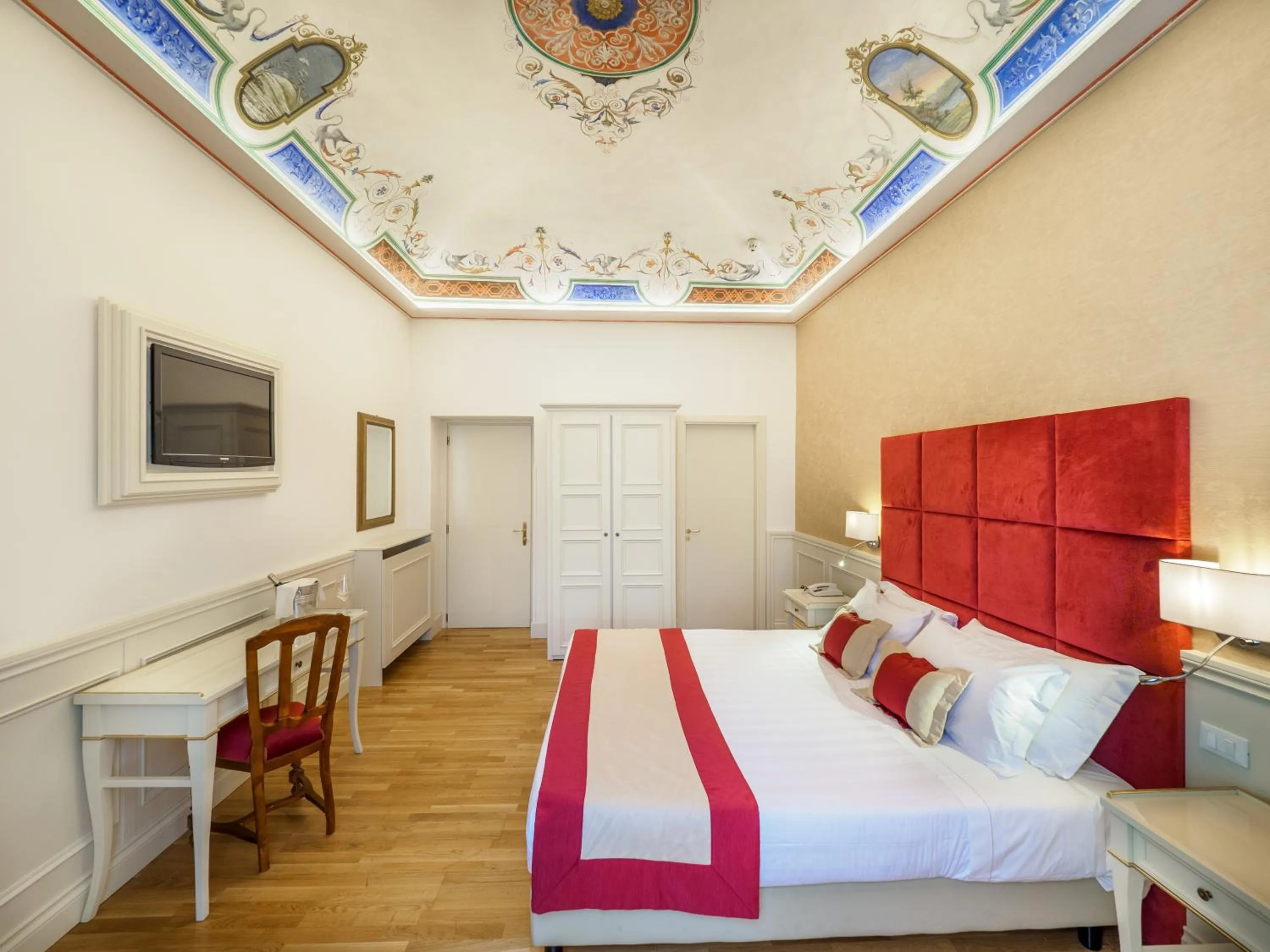 Decorative detail, Bed in Dei Priori Boutique Hotel