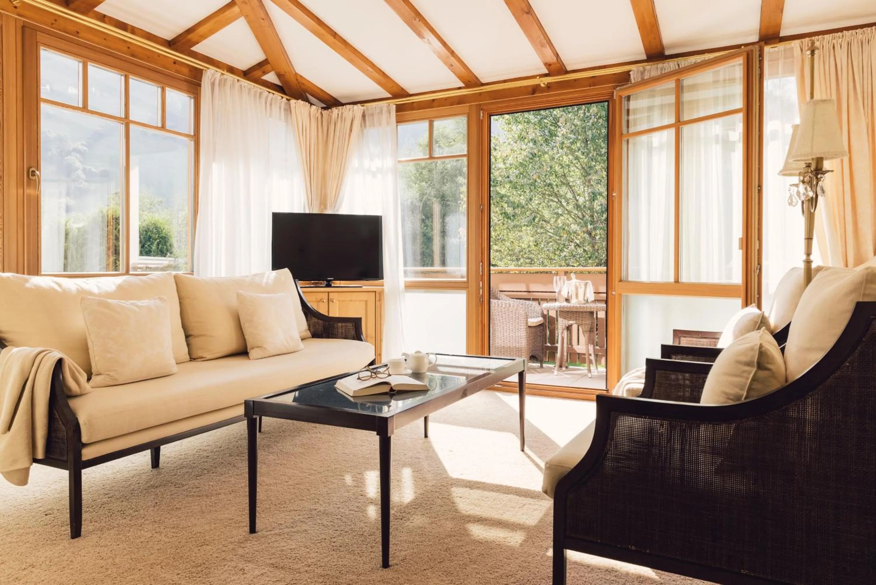 Balcony/Terrace in Alpenpalace Luxury Hideaway & Spa Retreat