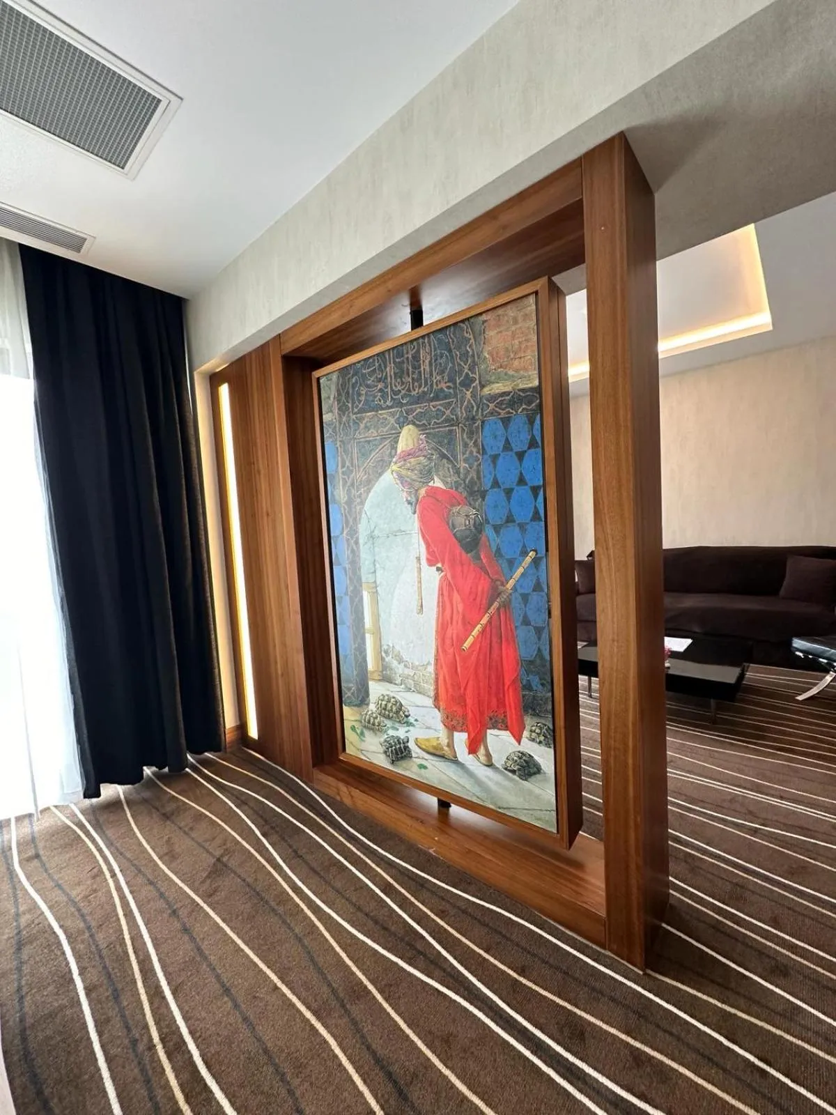 Communal lounge/ TV room in Cihangir Hotel Bosphorus