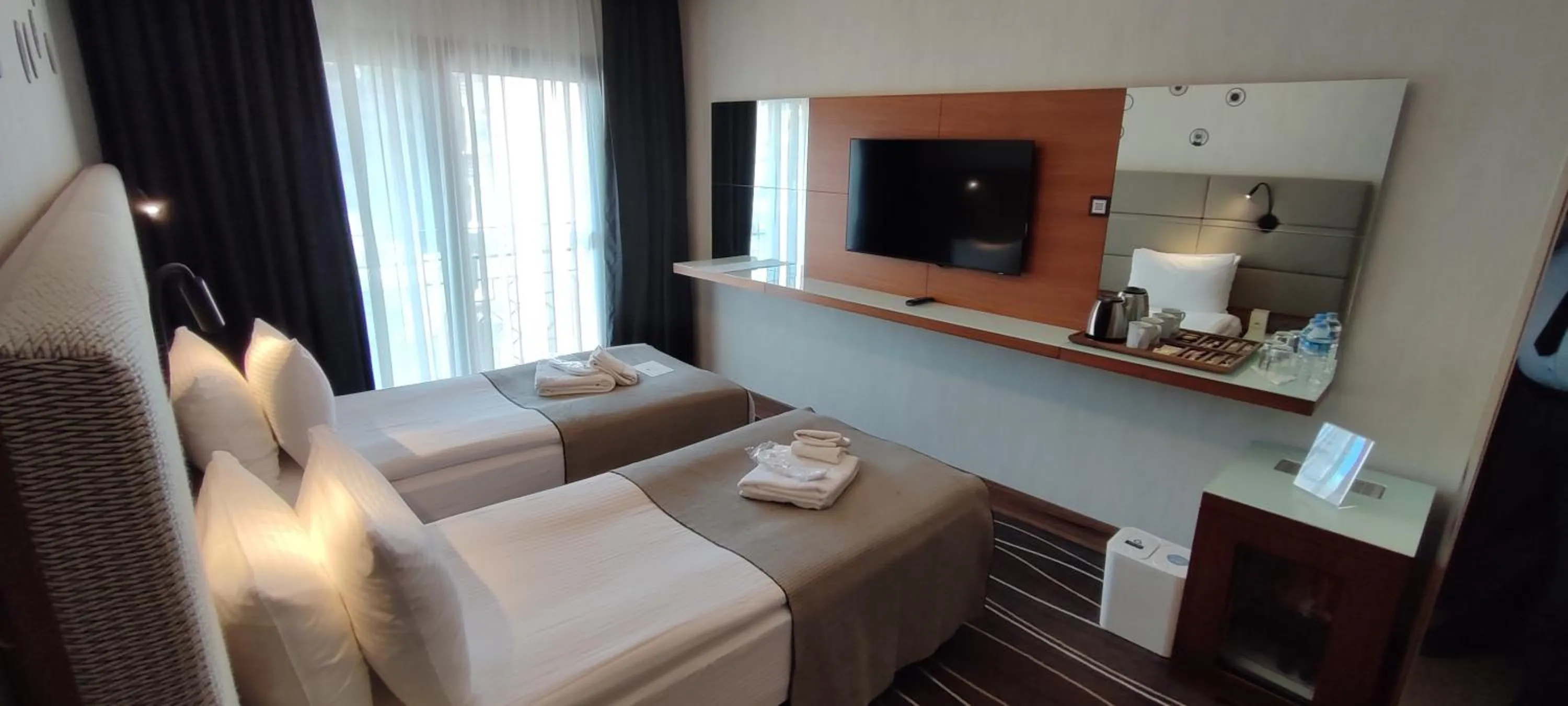 Shower, Bed in Cihangir Hotel Bosphorus