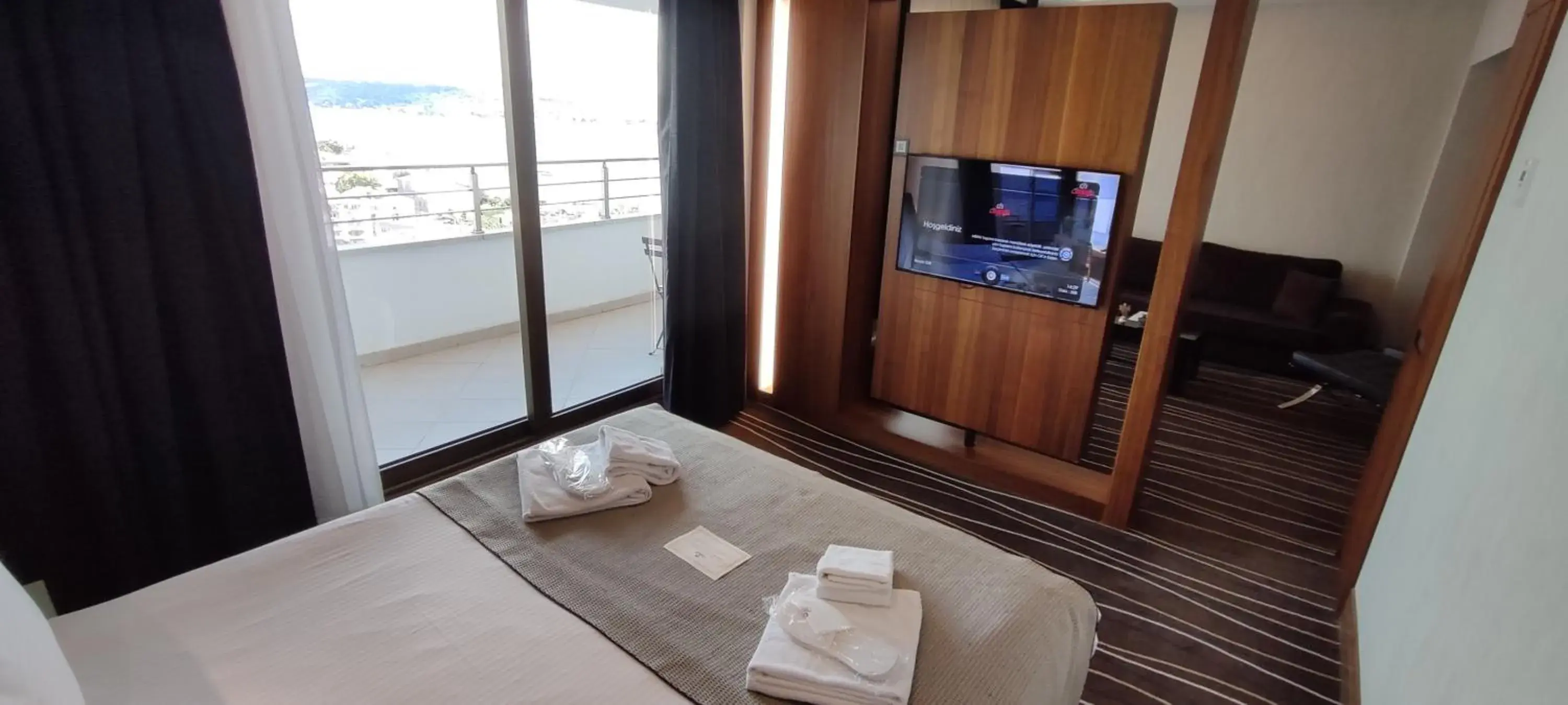 Deluxe Bosphorus Suite Balcony Room in Cihangir Hotel Bosphorus Deluxe Bosphorus Suite Balcony Room in Cihangir Hotel Bosphorus