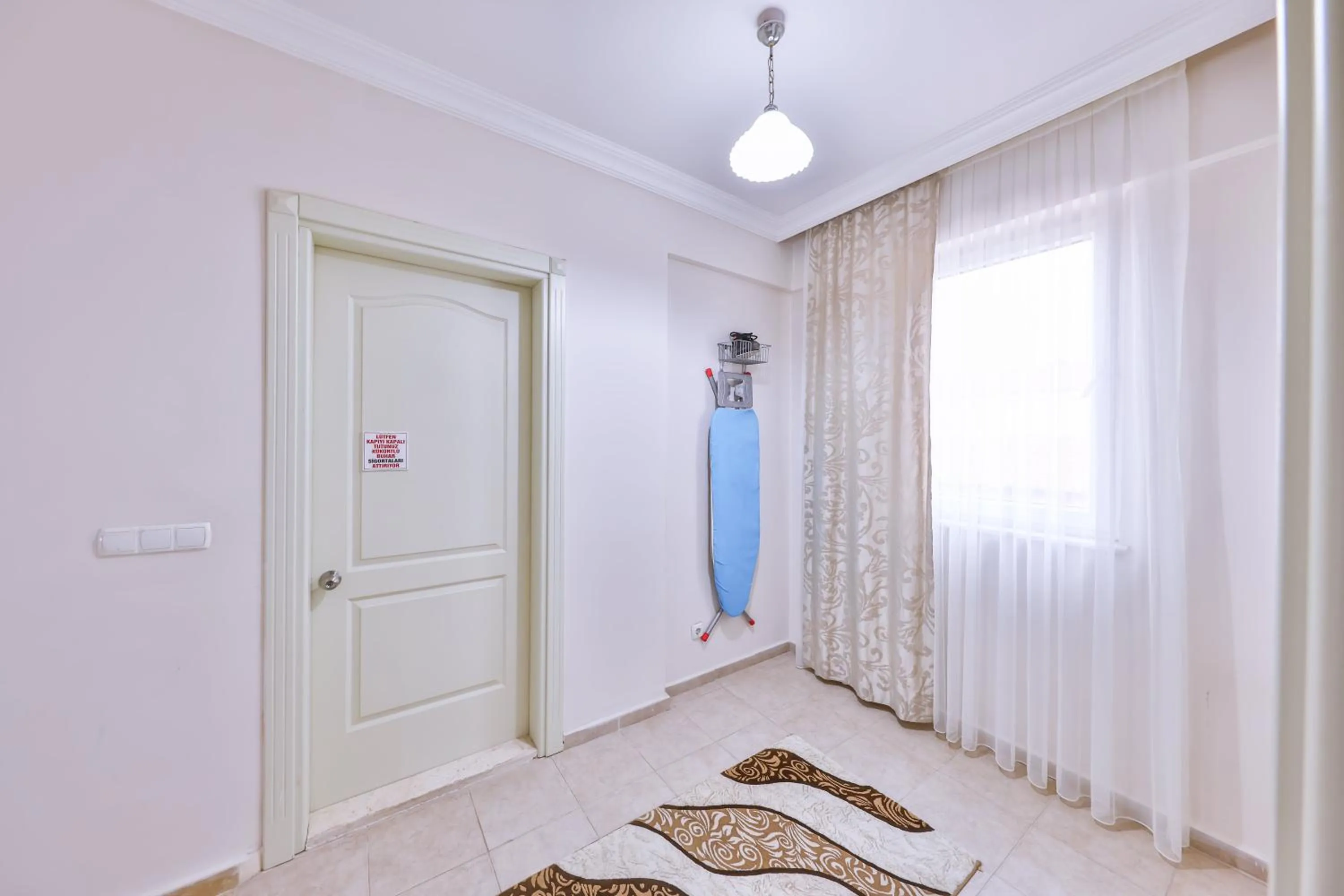 Bed in Afyon Dundar Thermal Villa