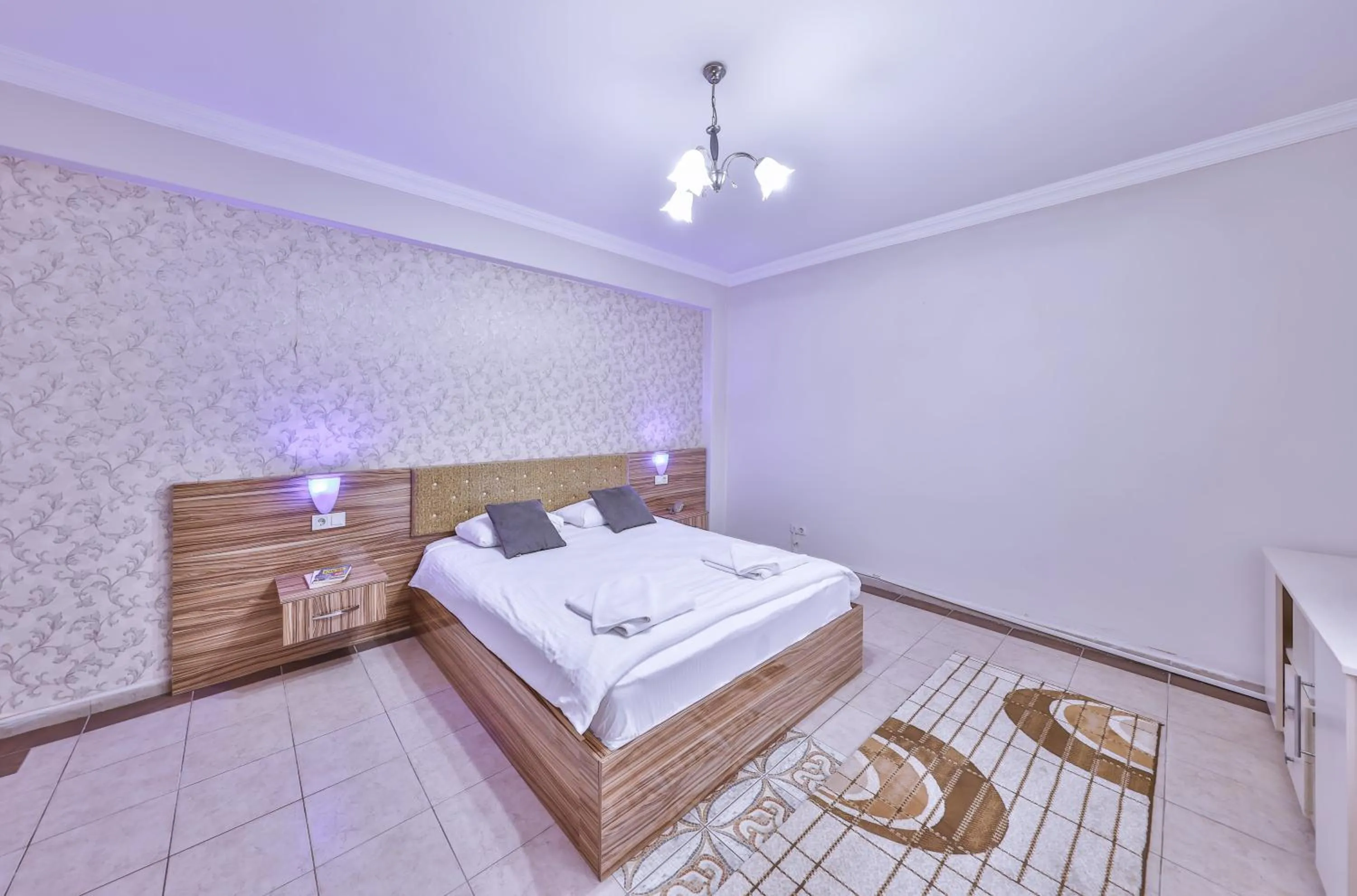 Bed in Afyon Dundar Thermal Villa