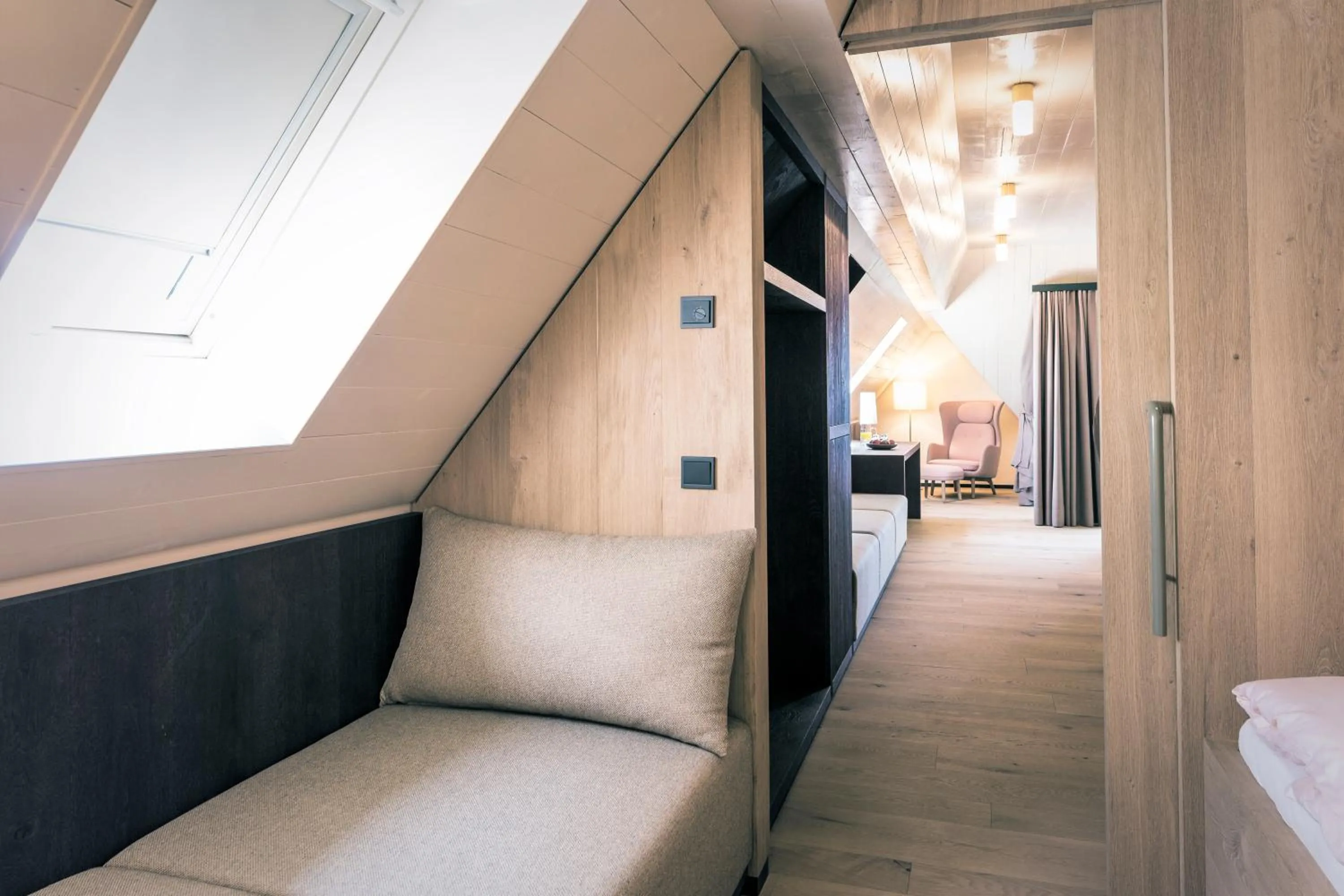 Decorative detail, Bed in Parkhotel Holzner