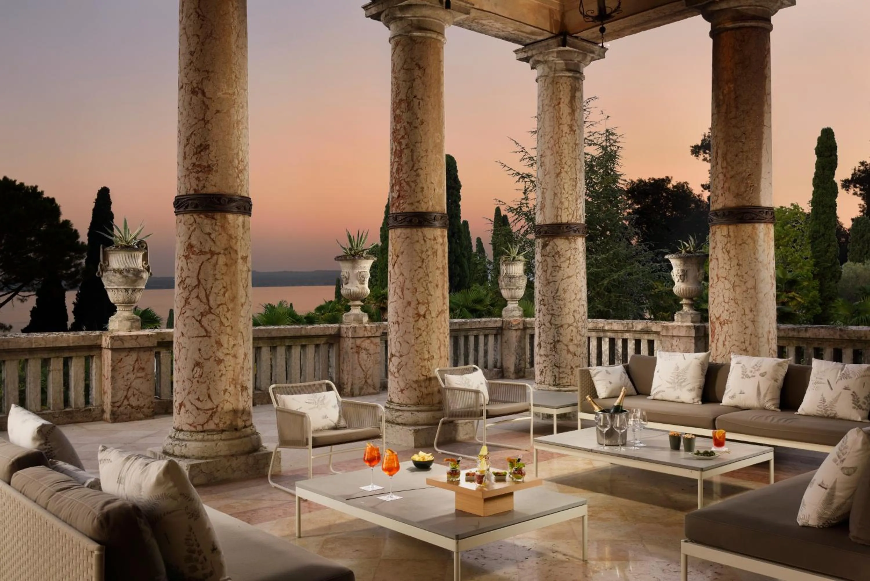Balcony/Terrace in Villa Cortine Palace Relais Chateaux