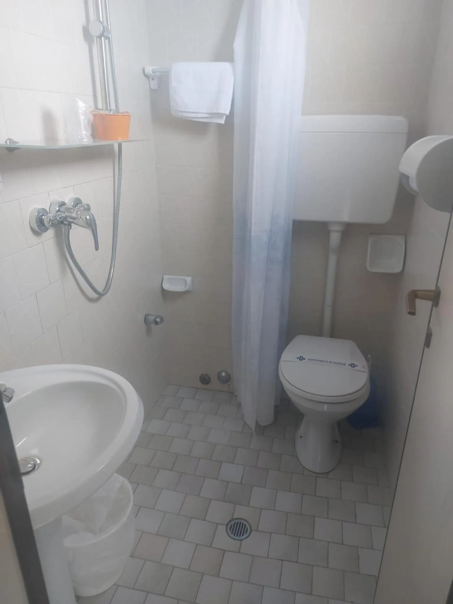 Bathroom in Hotel De Amicis